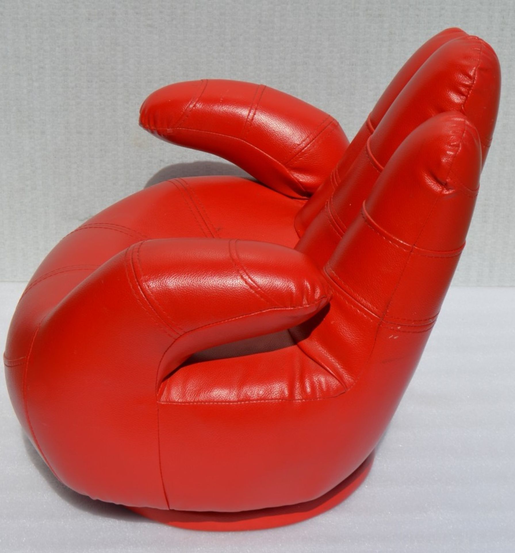 1 x Red Leather Small “HAND” Seat - From An Exclusive Property In Hale Barns - Dimensions: H55 x W50 - Image 4 of 7