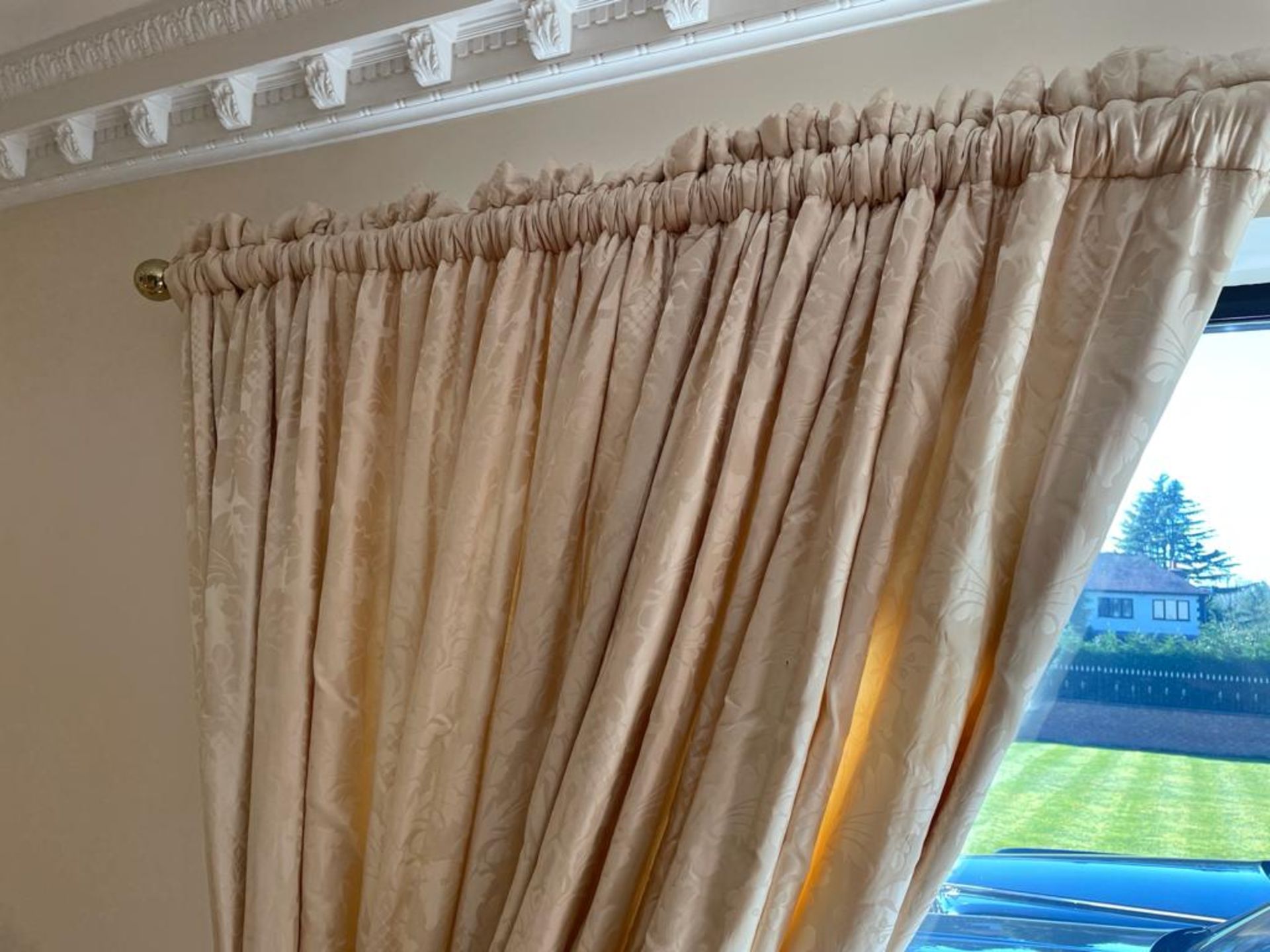 1 x Pair of Fabric Curtains With Blackout Liner and Brass Curtain Rail - Height 220 x Pole Length - Image 6 of 6