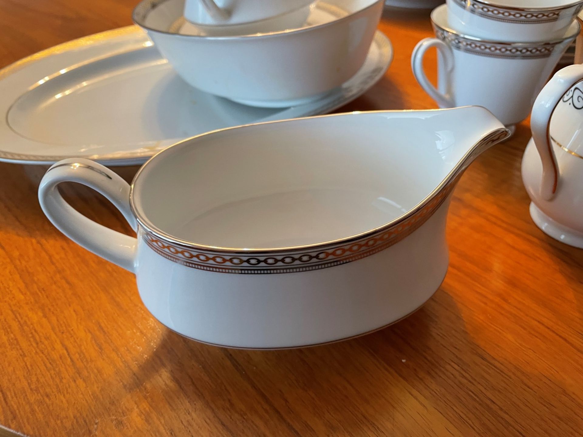 1 x Noritake Tea Service -  From An Exclusive Property In Leeds - No VAT on the Hammer - CL648 - - Image 18 of 32