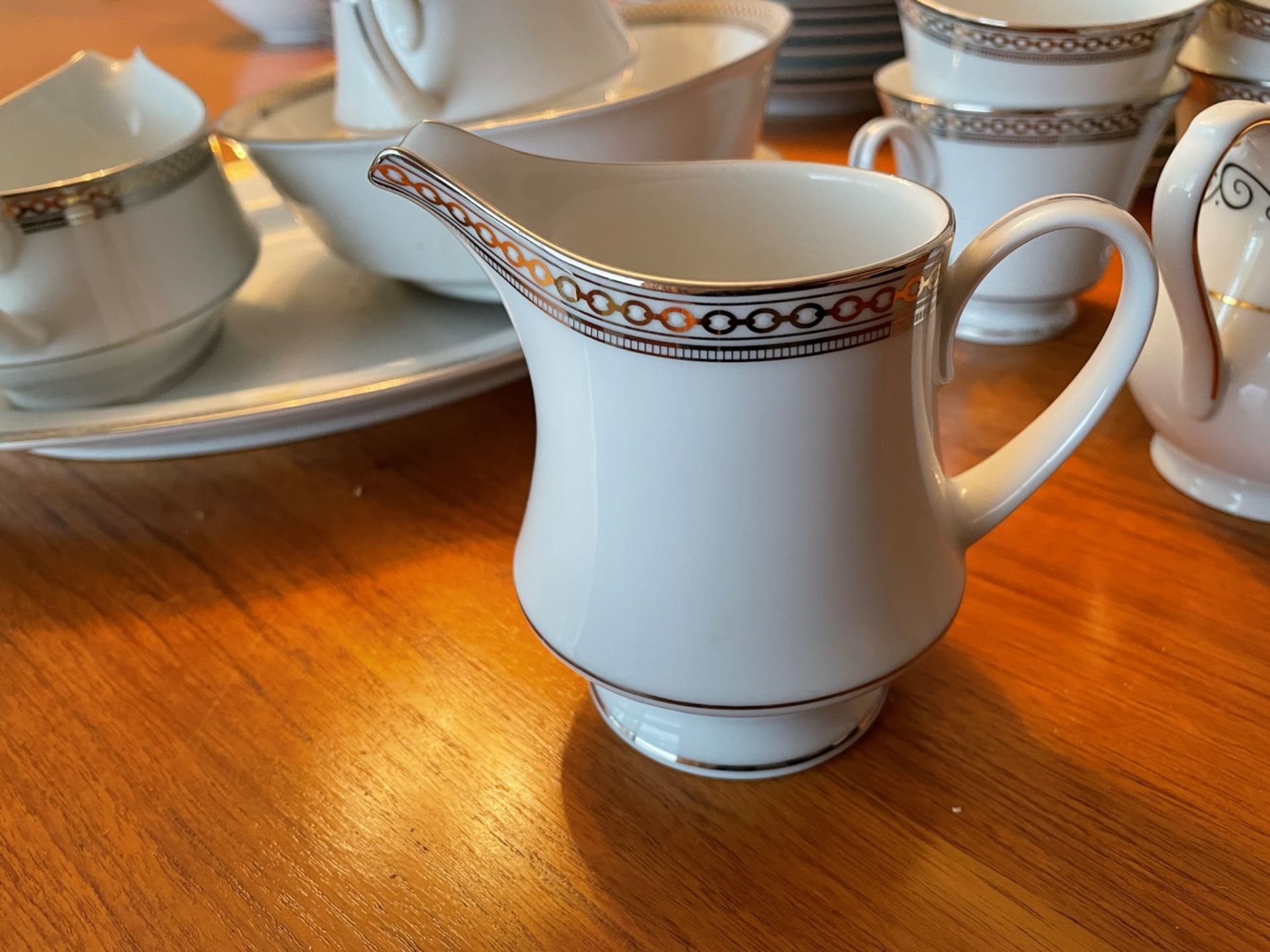 1 x Noritake Tea Service -  From An Exclusive Property In Leeds - No VAT on the Hammer - CL648 - - Image 15 of 32