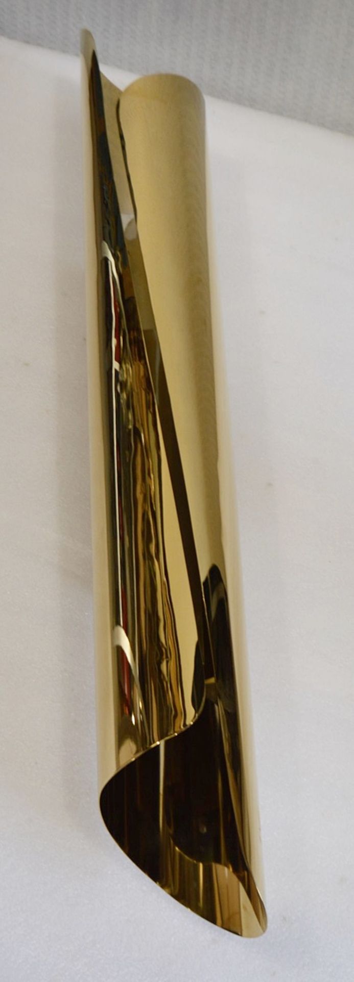 1 x 1-Metre Tall CHELSOM LED 'Curled' Wall Light / Sculptural Display Piece In A Polished Brass - Image 8 of 11