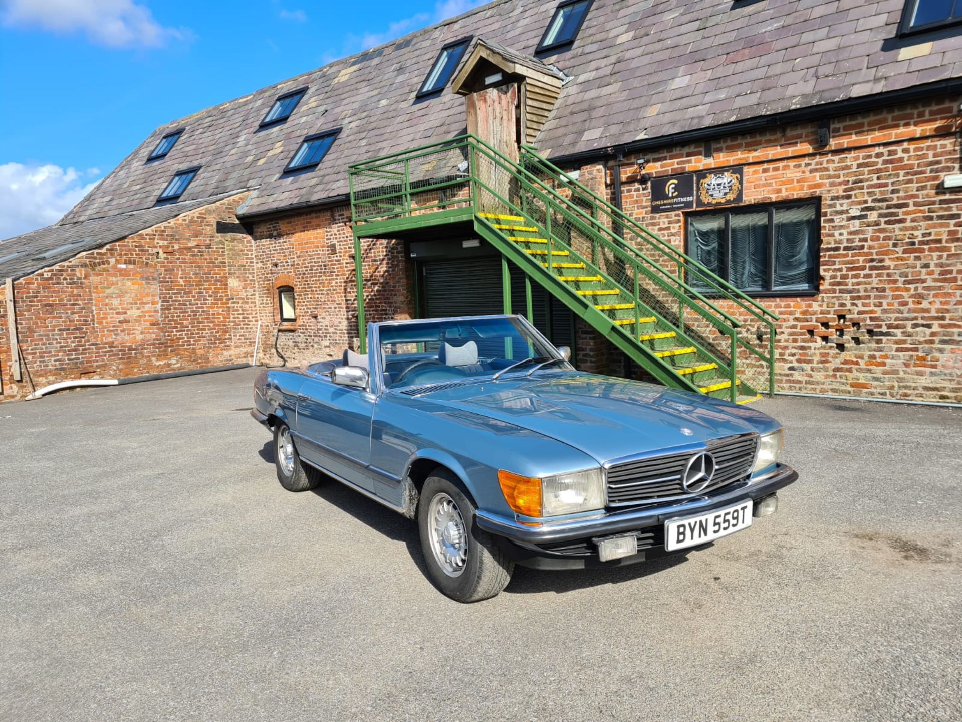 Stunning 1979 Mercedes Benz SL350 V8 With Factory Hardtop - Restored in 2018 - Image 7 of 22