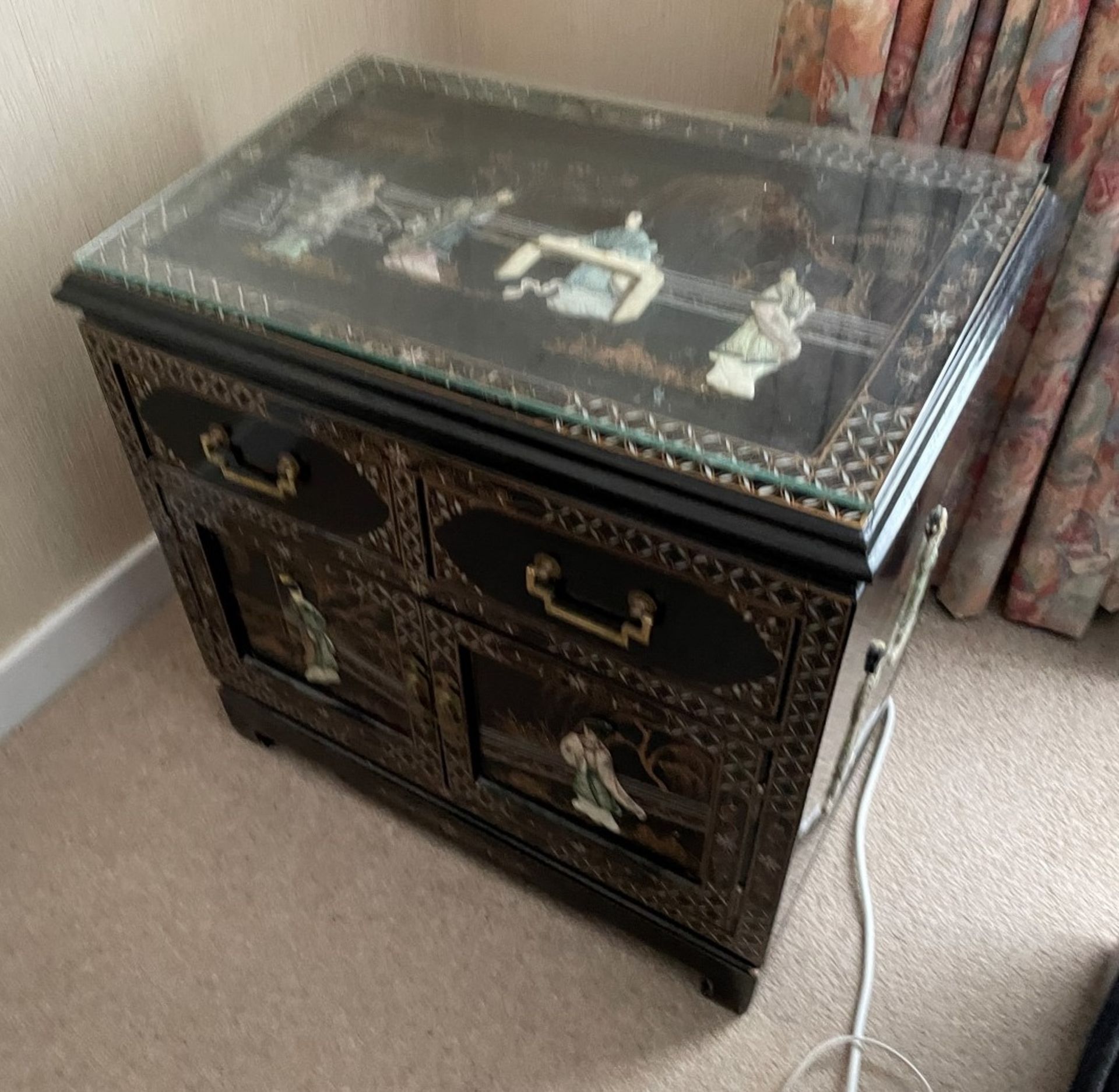 1 x Vintage Chinese Glass Topped Unit Featuring Embosed Figures - Dimensions: 61 x 40 x H60cm - Image 3 of 8