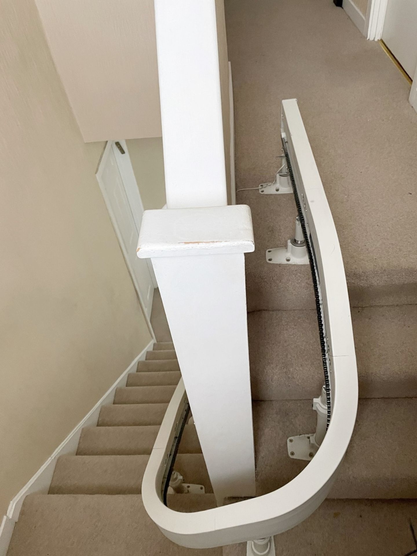 1 x  Acorn 180 Curved Stairlift And Track - Includes 2 x Remote Controllers - From An Exclusive - Image 6 of 16