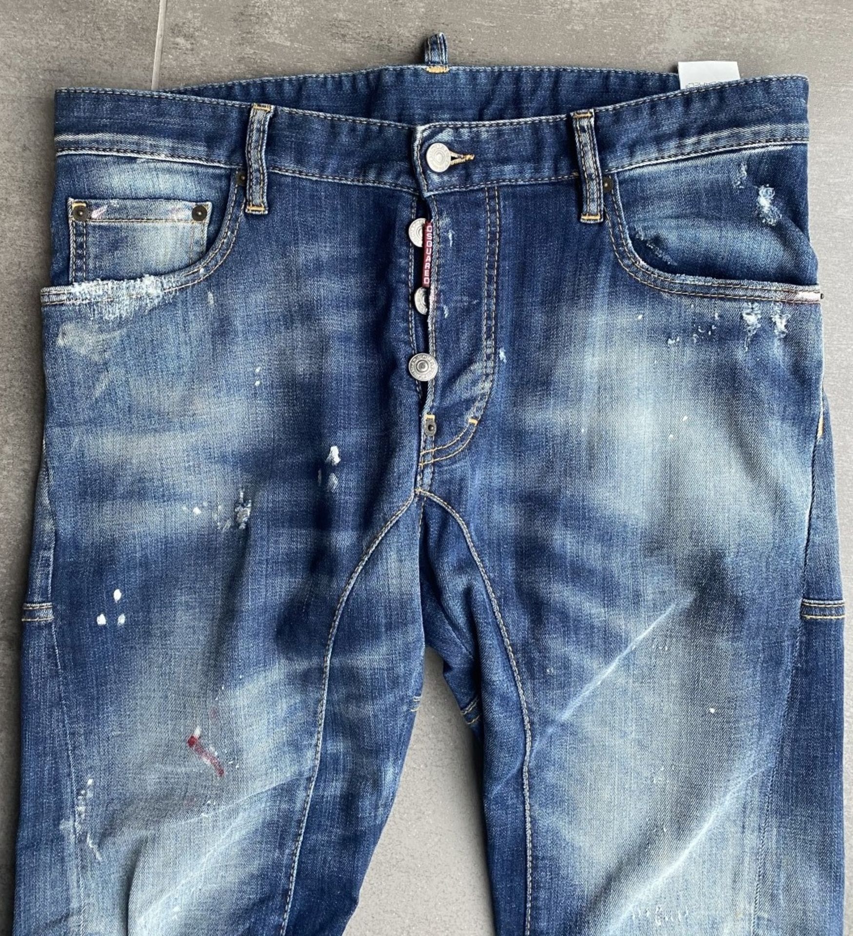 1 x Pair Of Men's Genuine Dsquared2 Designer Distressed Jeans In Dark Blue - Size: UK32 / ITALY 48 - Image 4 of 8
