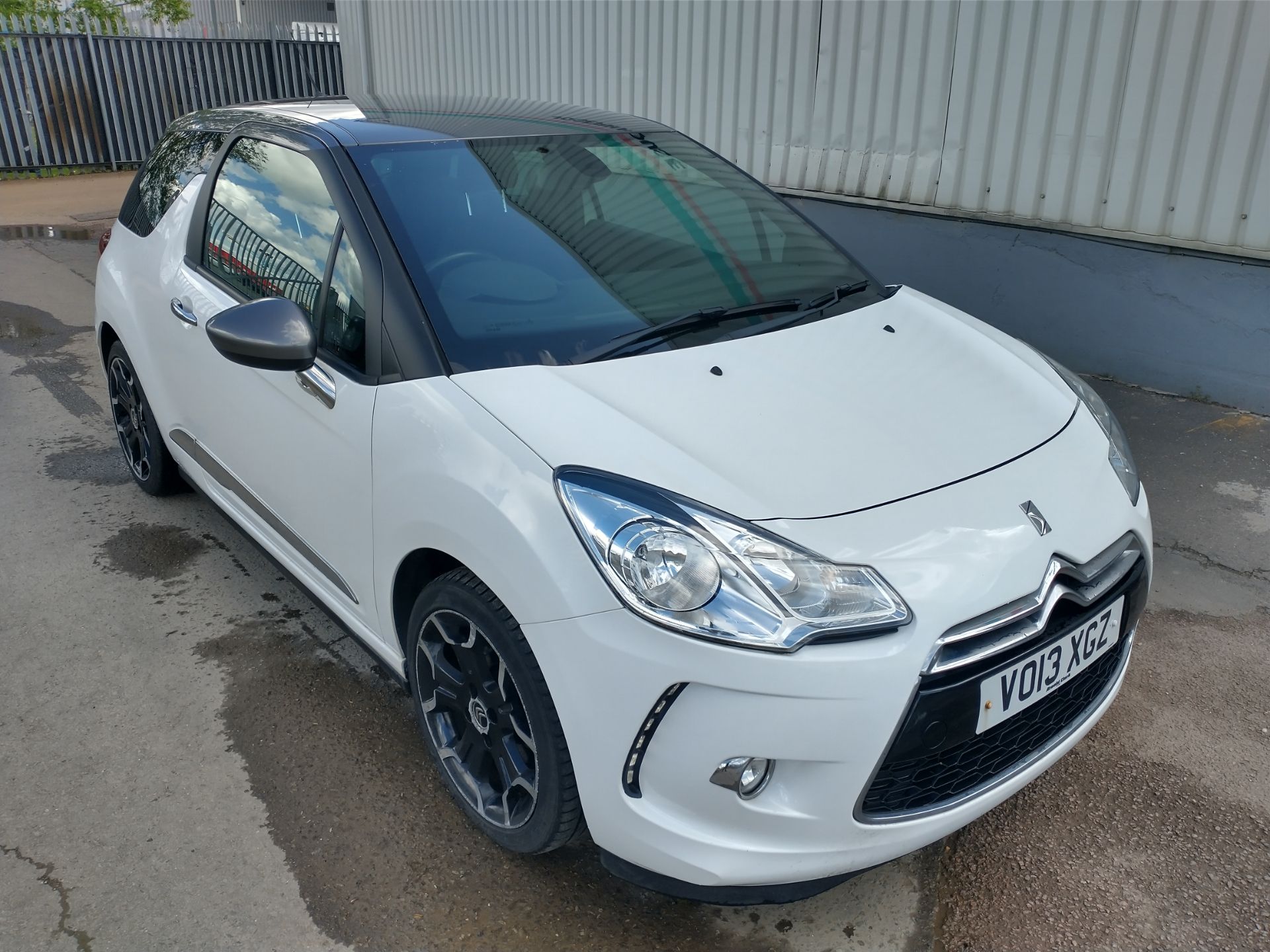 2013 Citroen DS3 Dstyle + E- HDI - CL505 - NO VAT ON THE HAMMER - Location: Corby - Image 8 of 17