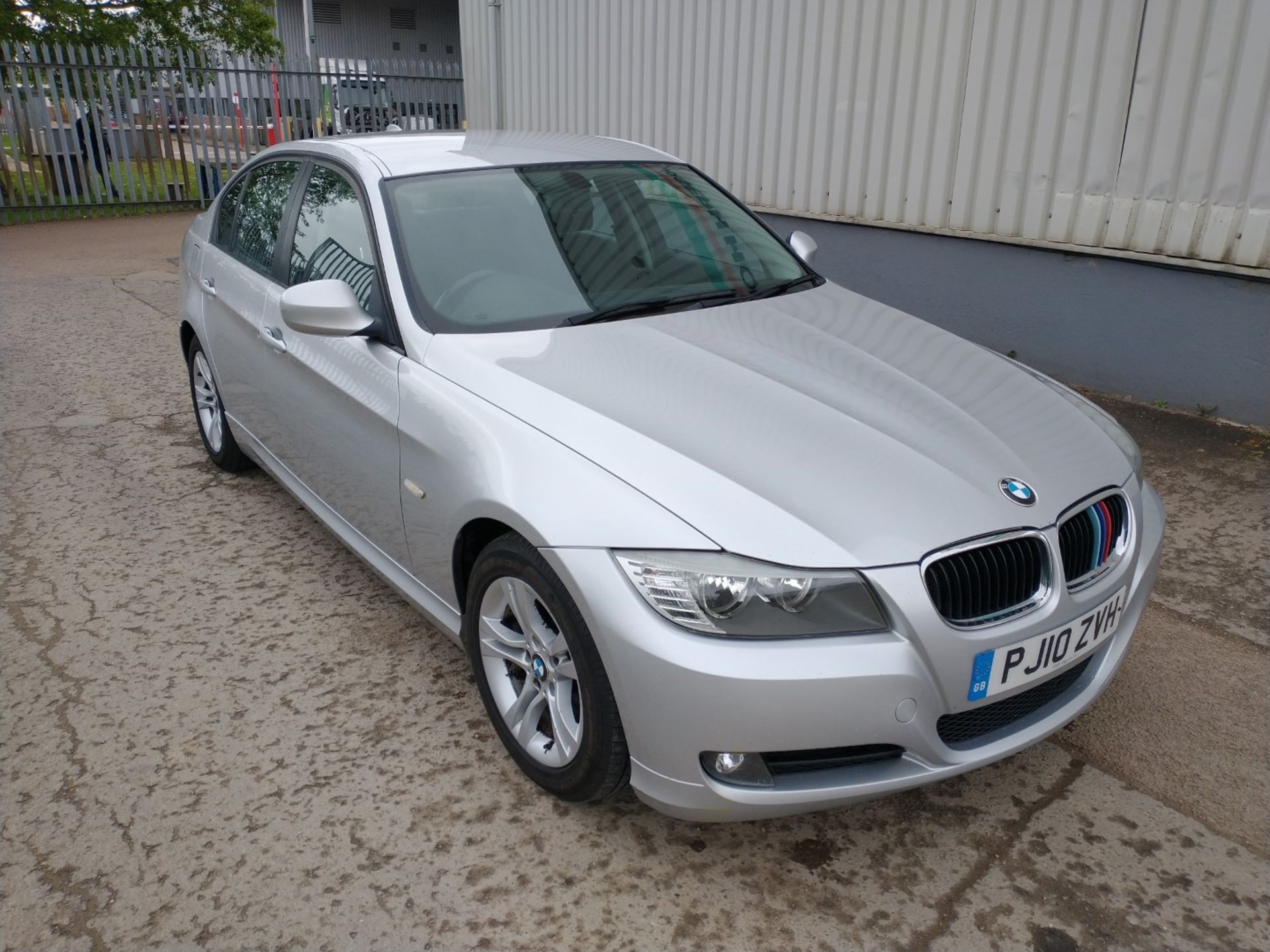 2010 BMW 316D ES 5dr Saloon 2.0 Diesel - CL505 - NO VAT ON THE HAMMER - Location: Corby - Image 2 of 18