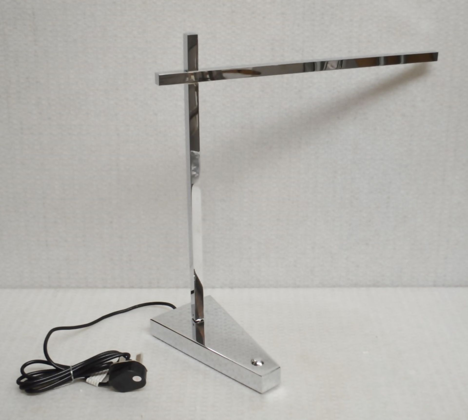 1 x CHELSOM 'Crane' Steel LED Desk Table Lamp With Directional Arm In A Chrome Finish - Unused Boxed - Image 4 of 10