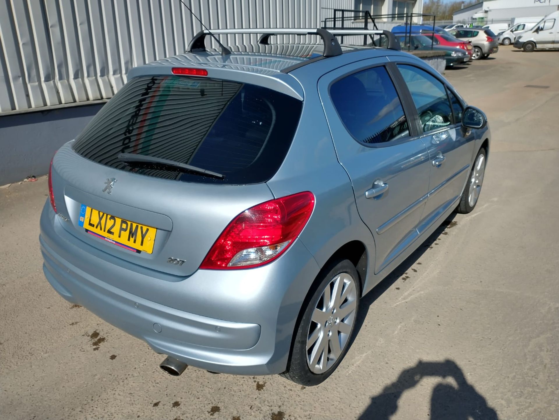 2012 Peugeot 207 Allure 1.6 5DR Hatchback - Image 11 of 16