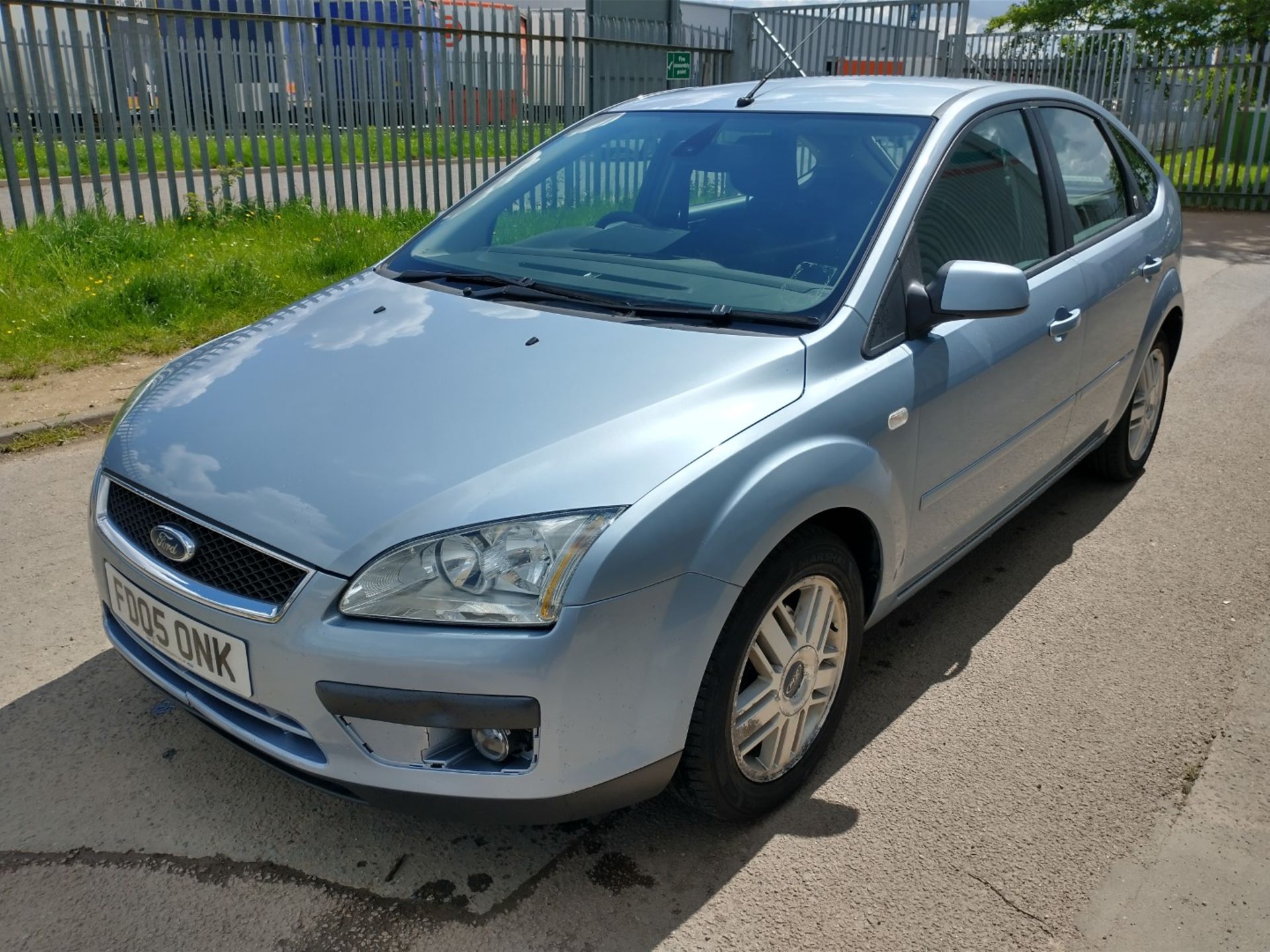 2005 Ford Focus Ghia T 5dr Hatchback - CL505 - NO VAT ON THE HAMMER - Location: Corby - Image 2 of 20