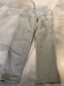 1 x Pair Of Men's Genuine Nike Tracksuit Bottoms - Grey - Size (EU/UK): XL/XL