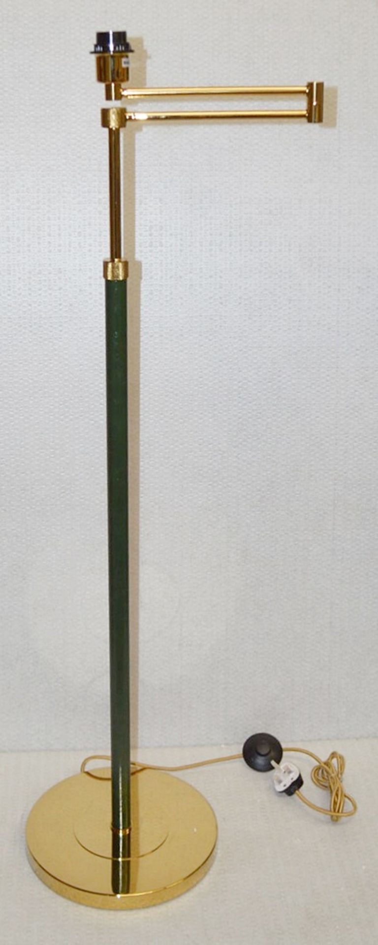 1 x CHELSOM Freestanding Floor Lamp Upholstered In Green Leather With Polished Brass Swing-Arm - Image 2 of 10