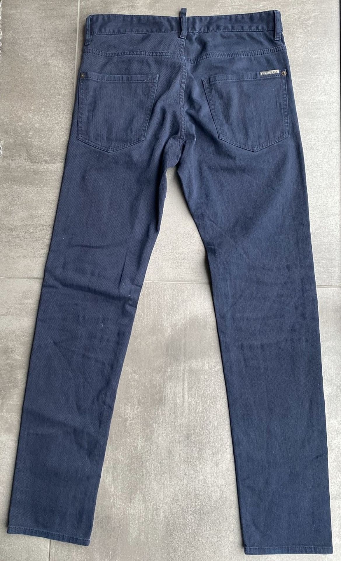 1 x Pair Of Men's Genuine Dsquared2 Designer Jeans In Navy - Waist Size: UK 30 / ITALY 46 - Preowned - Image 2 of 6