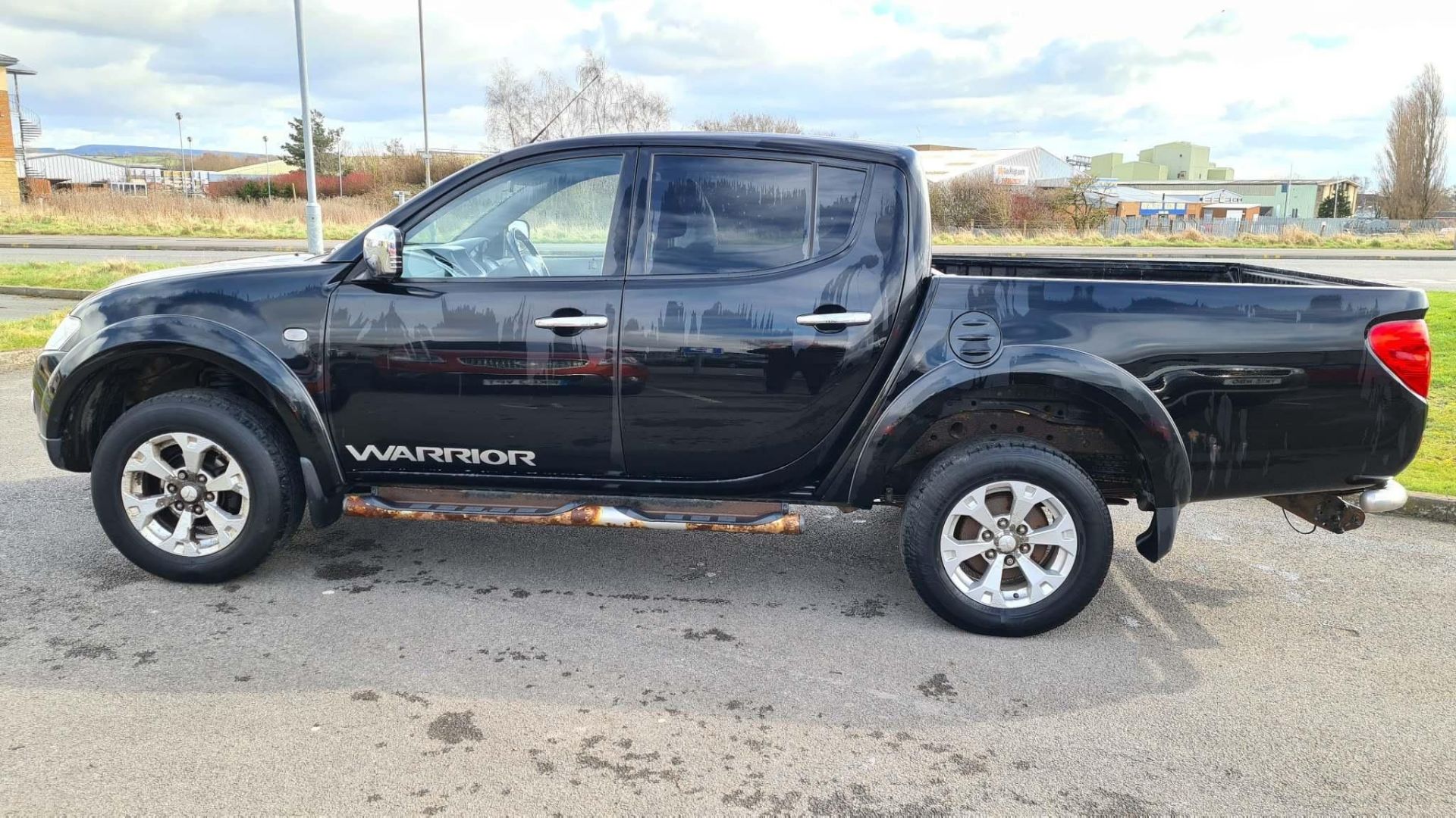 2012 Mitsubishi L200 2.5 DI-D CR Warrior LB Double Cab Pickup 4dr Diesel Manual 4WD (EU5, Leather) - - Image 7 of 15