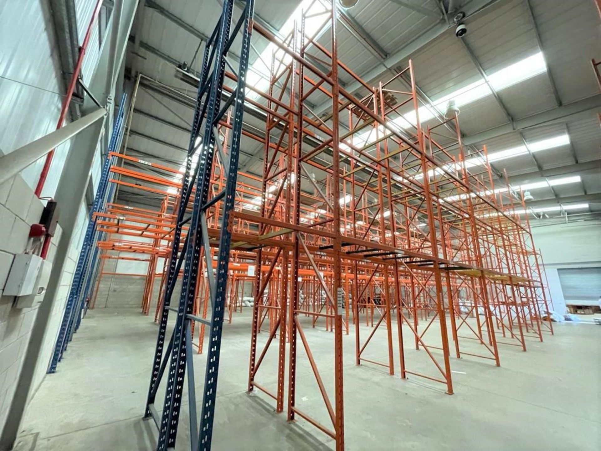 6 x Bays of RediRack Warehouse PALLET RACKING - Lot Includes 7 x Uprights and 24 x Crossbeams -