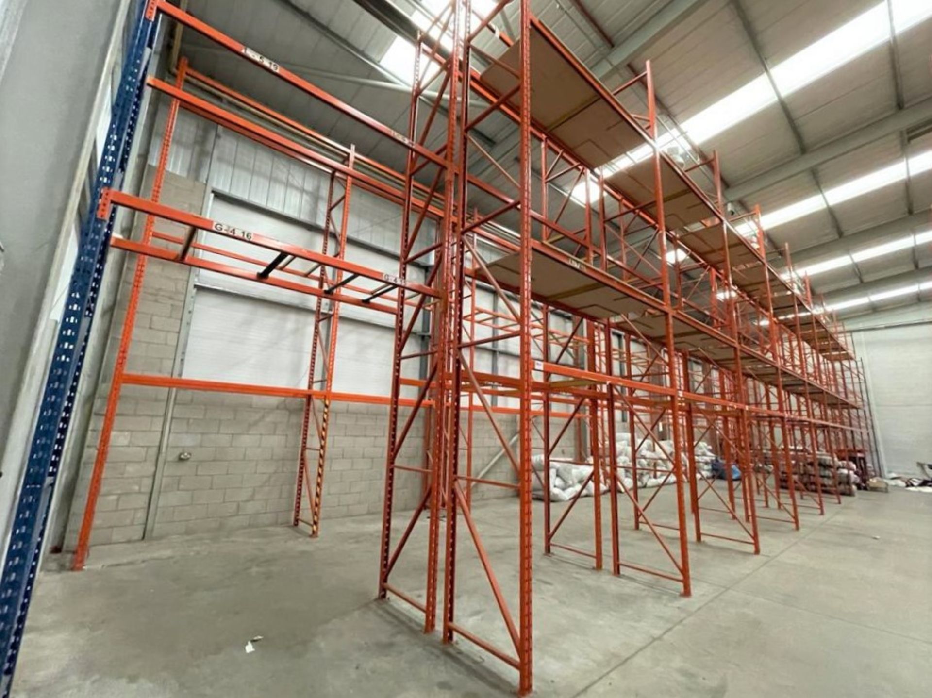 10 x Bays of RediRack Warehouse PALLET RACKING - Lot Includes 11 x Uprights and 60 x Crossbeams -