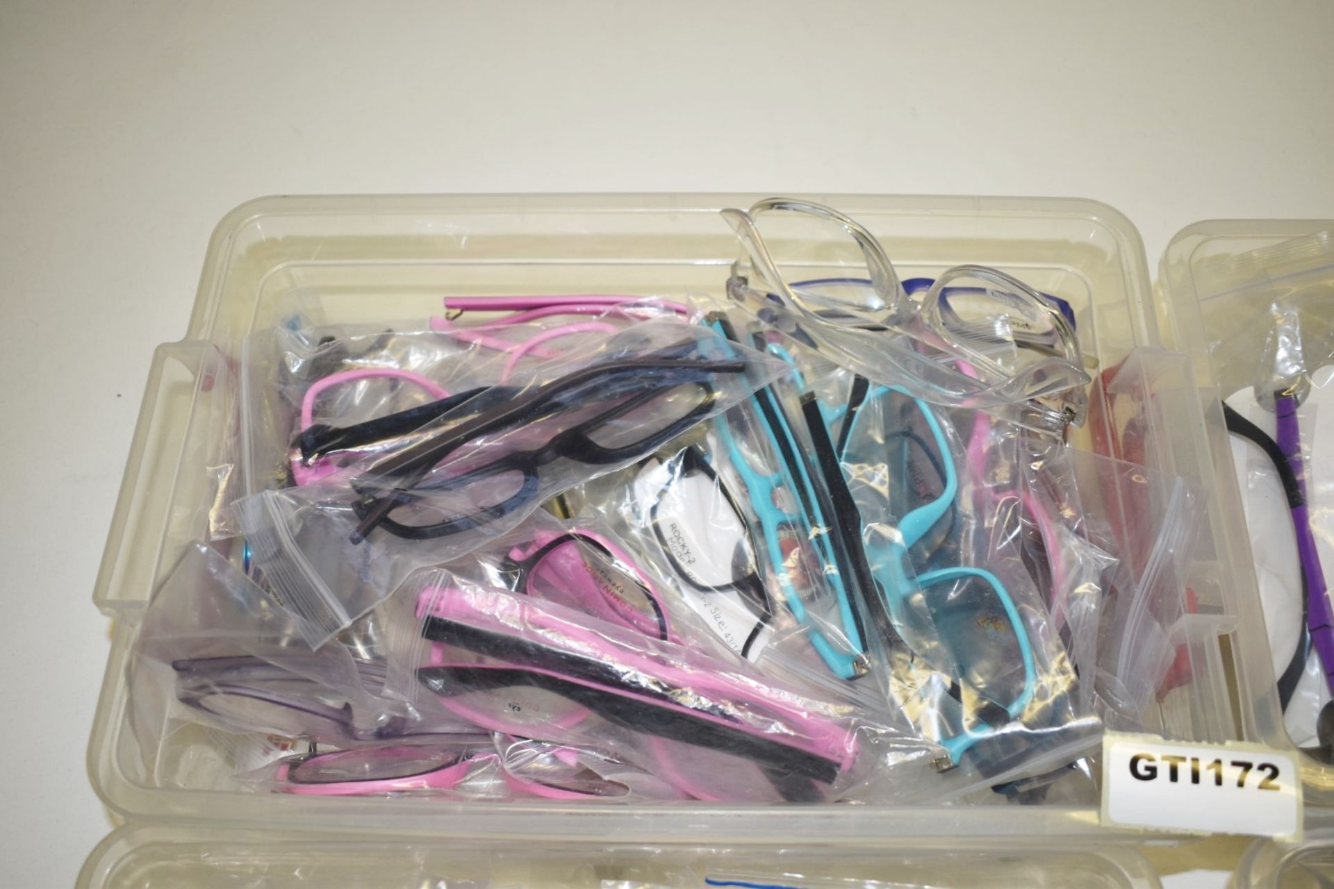 100 x Assorted Pairs of Spectacle Eye Glasses - New and Unused Stock - Various Designs and Brands - Image 2 of 19