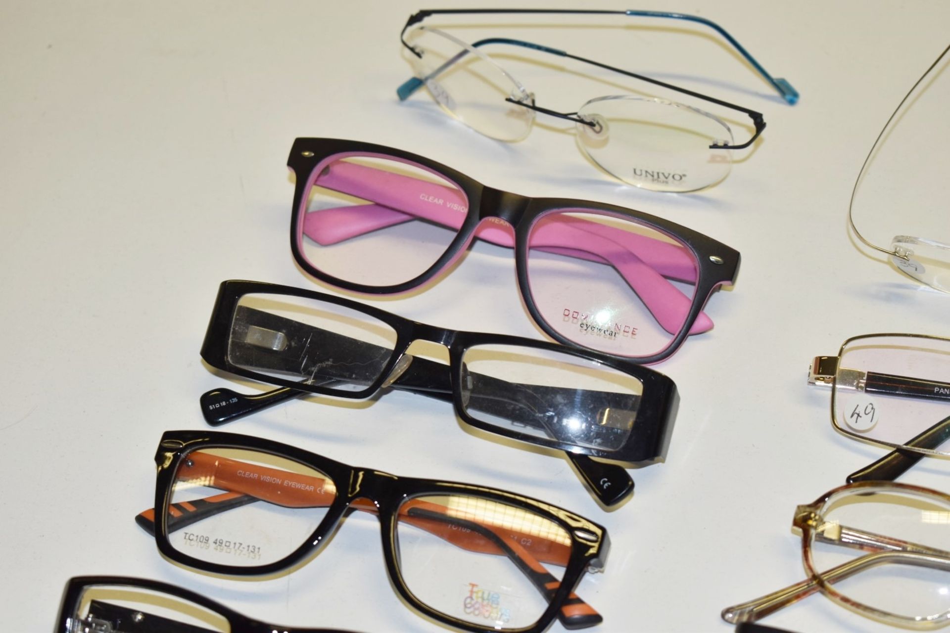 50 x Assorted Pairs of Spectacle Eye Glasses - New and Unused Stock - Various Designs and Brands - Image 15 of 19