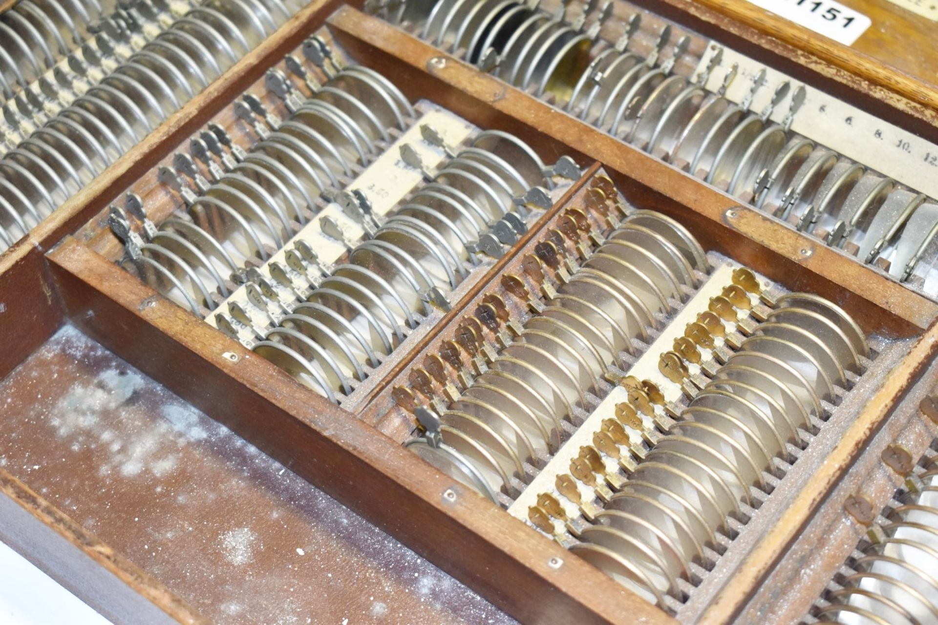 2 x Sets of Vintage Opticians Lenses in Wooden Cases - Ref: GTI151 - CL645 - Location: Altrincham - Image 9 of 21