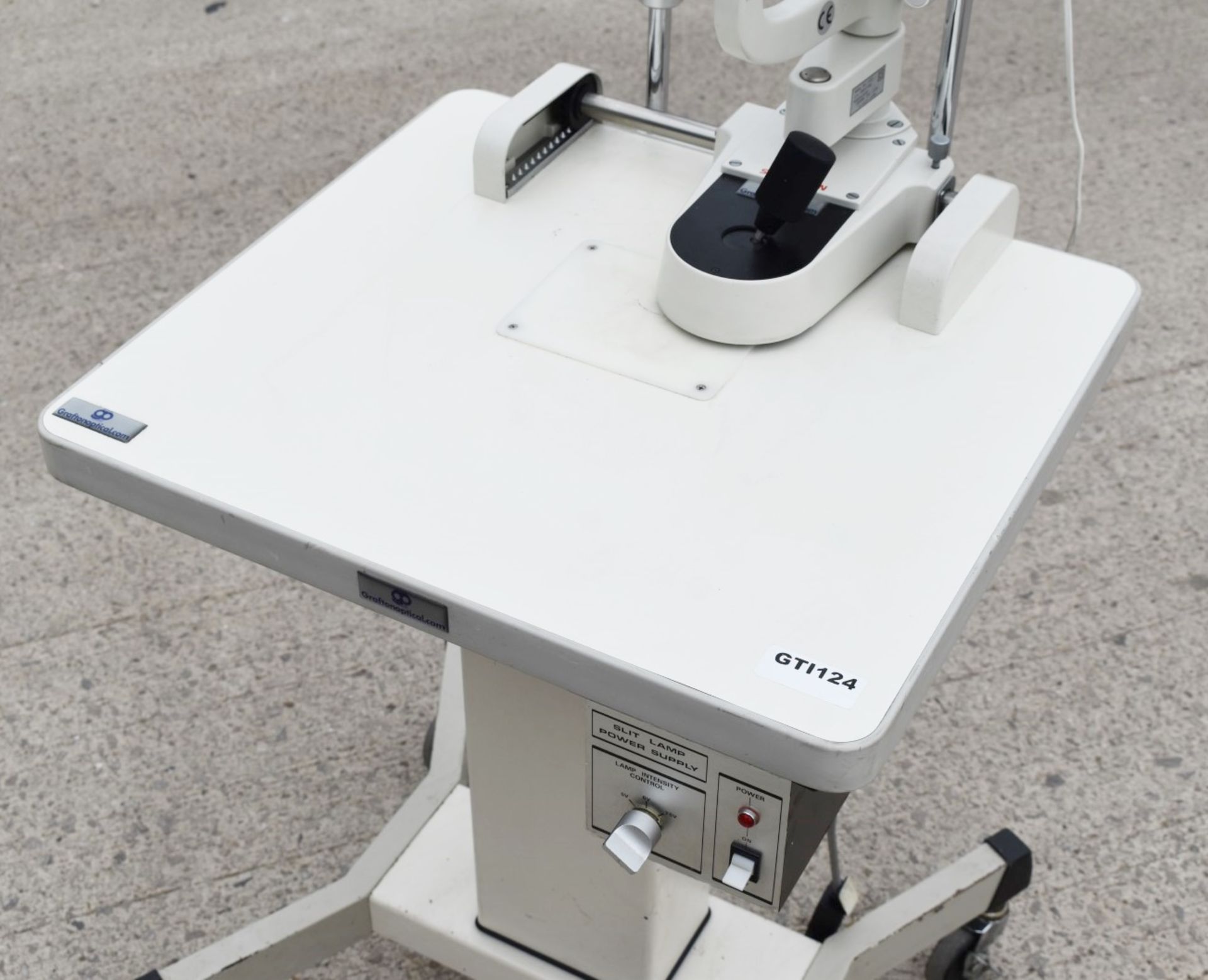 1 x Shin-Nippon SL-102 Slit Lamp on Mobile Table - Ref: GTI124 - CL645 - Location: Altrincham WA14 - Image 4 of 23