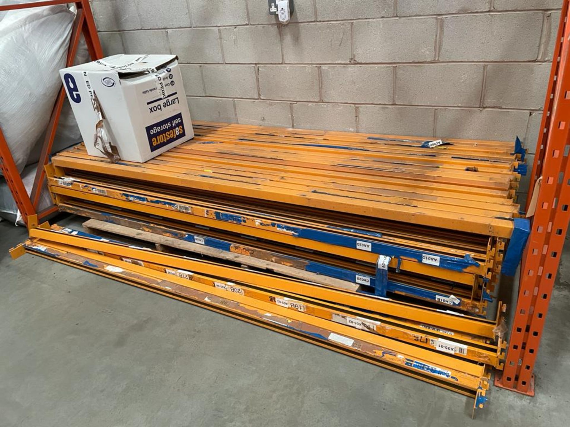 68 x Pallet Racking Crossbeams - 260cm - CL646 - Location: Belle View, Manchester.Collection: This - Image 3 of 5