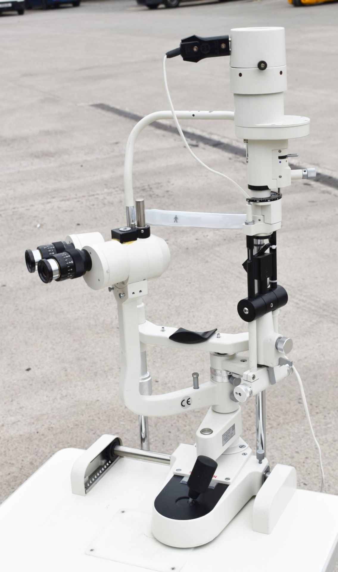 1 x Shin-Nippon SL-102 Slit Lamp on Mobile Table - Ref: GTI124 - CL645 - Location: Altrincham WA14