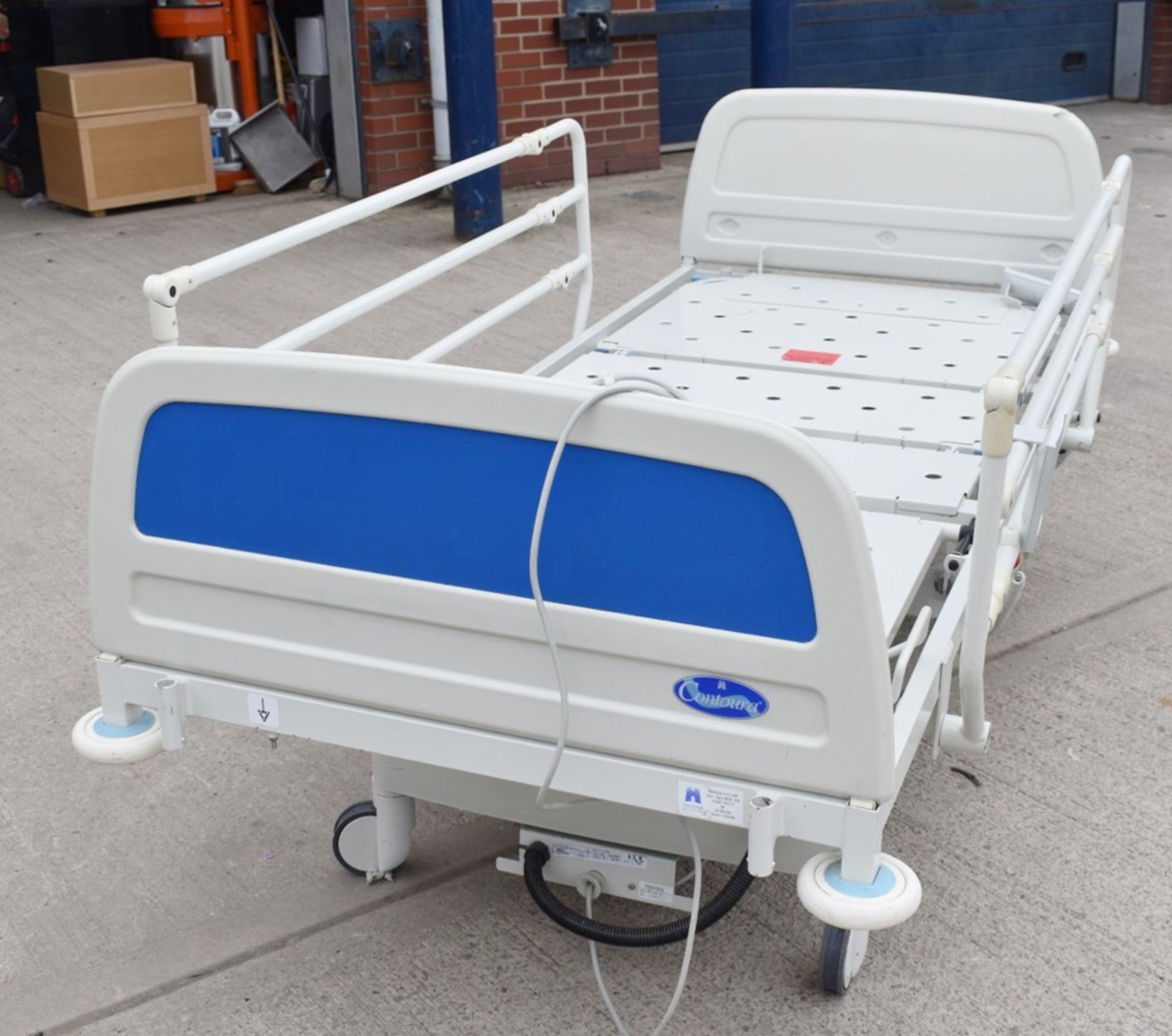 1 x Huntleigh CONTOURA Electric Hospital Bed - Features Rise/Fall 3-Way Profiling, Side Rails, - Image 13 of 15