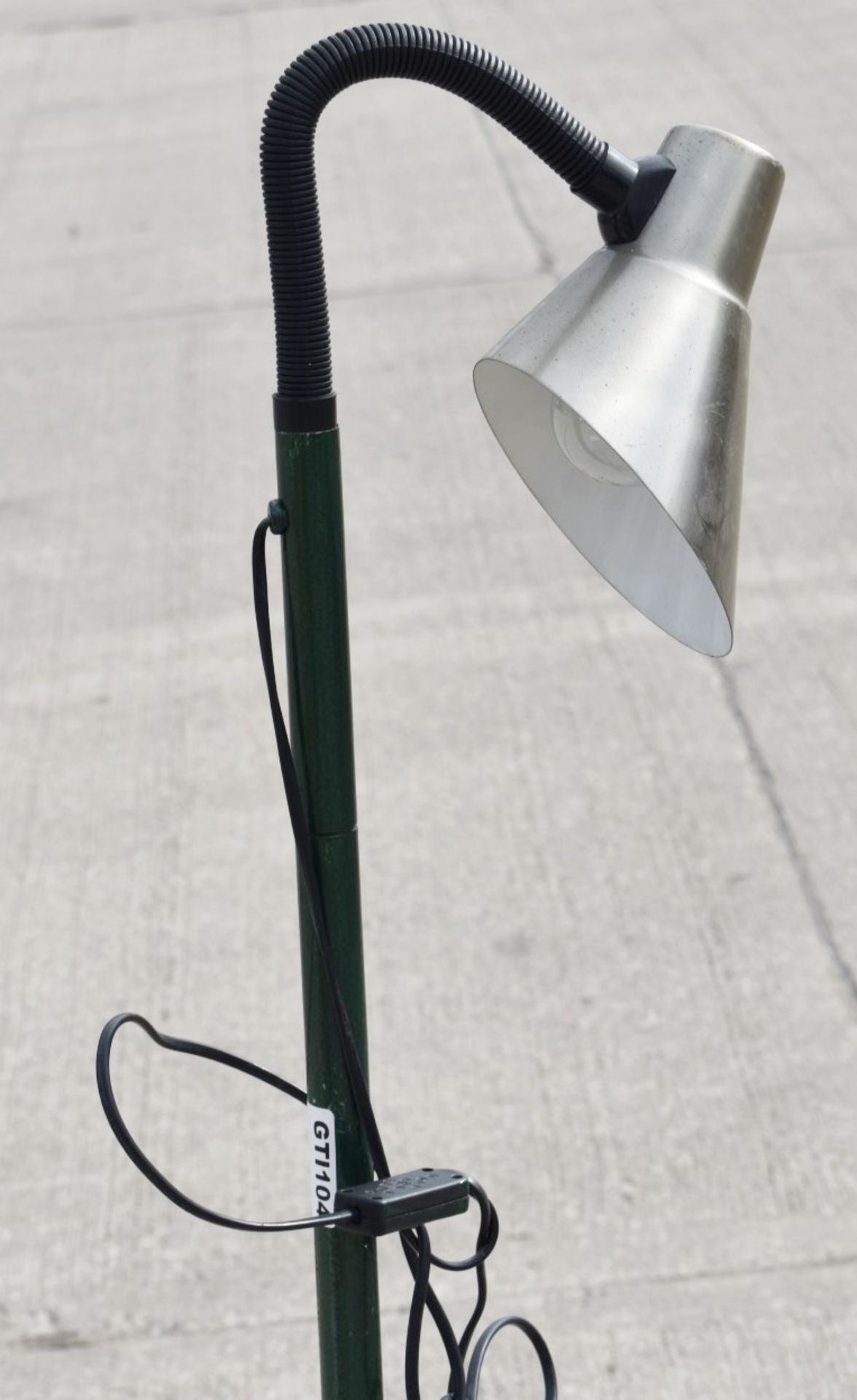 1 x Freestanding Vintage Floor Lamp With Inline On/Off Switch - Manufactured by Searchlight - Height - Image 2 of 7