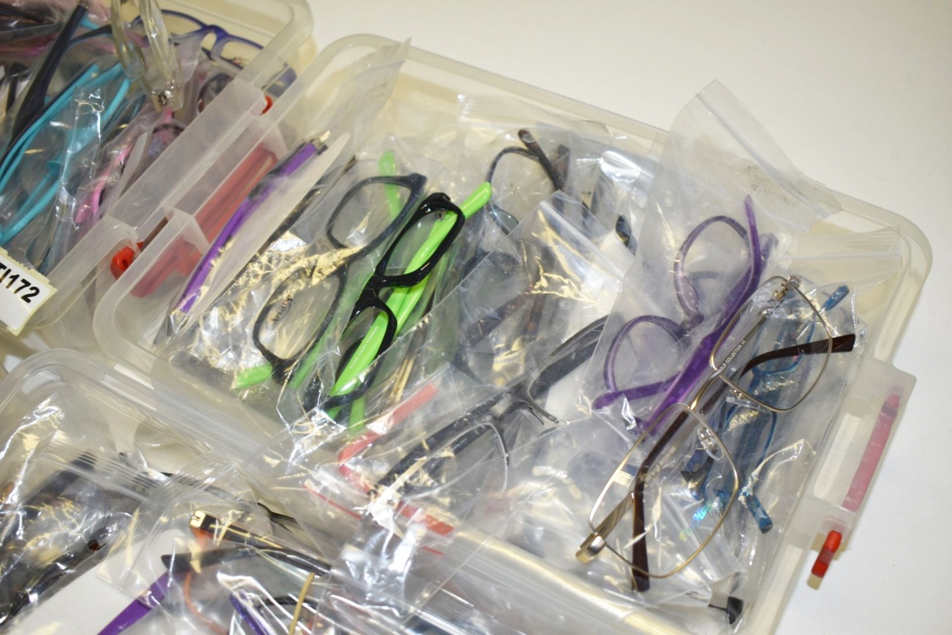 100 x Assorted Pairs of Spectacle Eye Glasses - New and Unused Stock - Various Designs and Brands - Image 5 of 19
