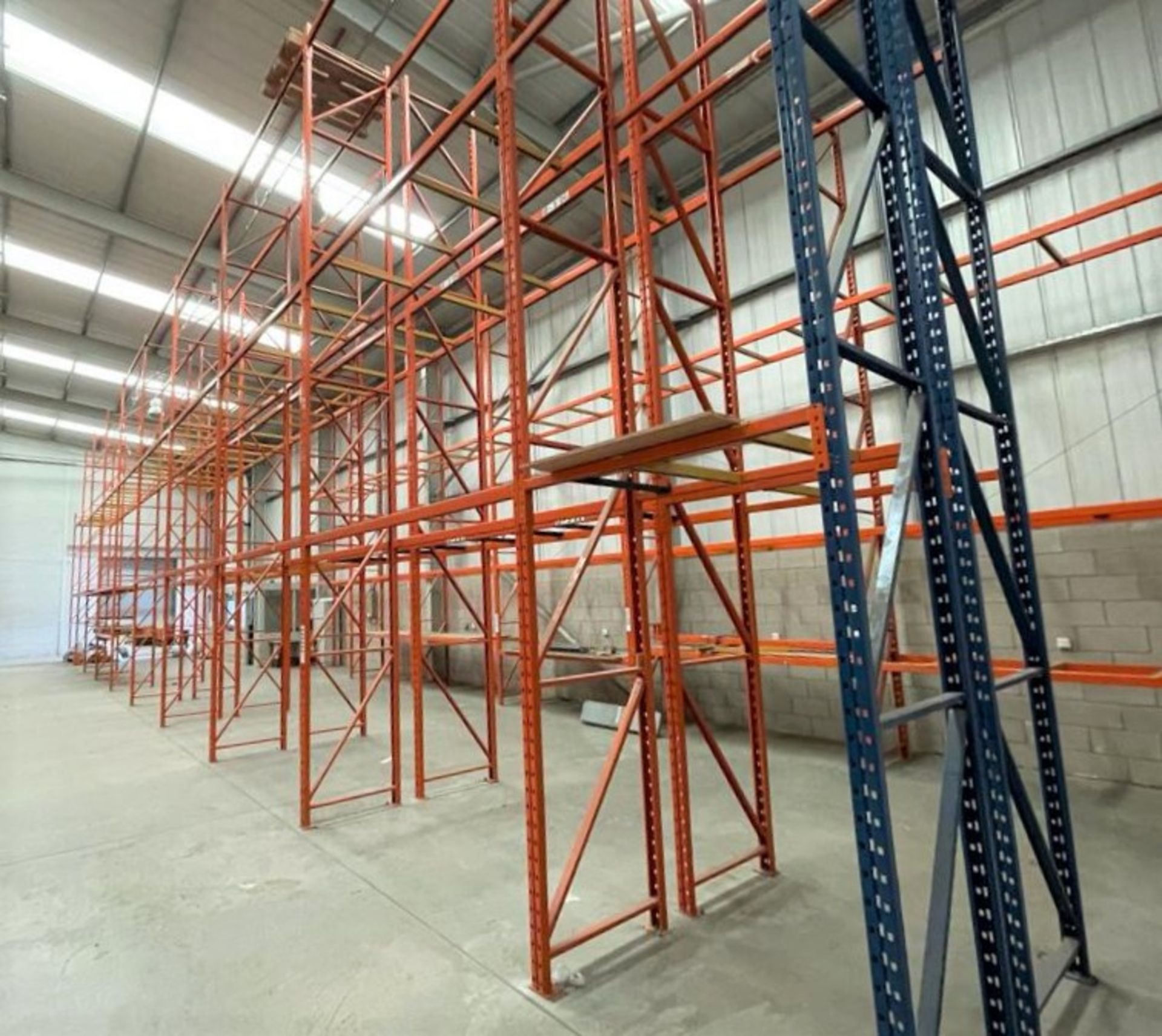 10 x Bays of RediRack Warehouse PALLET RACKING - Lot Includes 11 x Uprights and 52 x Crossbeams -