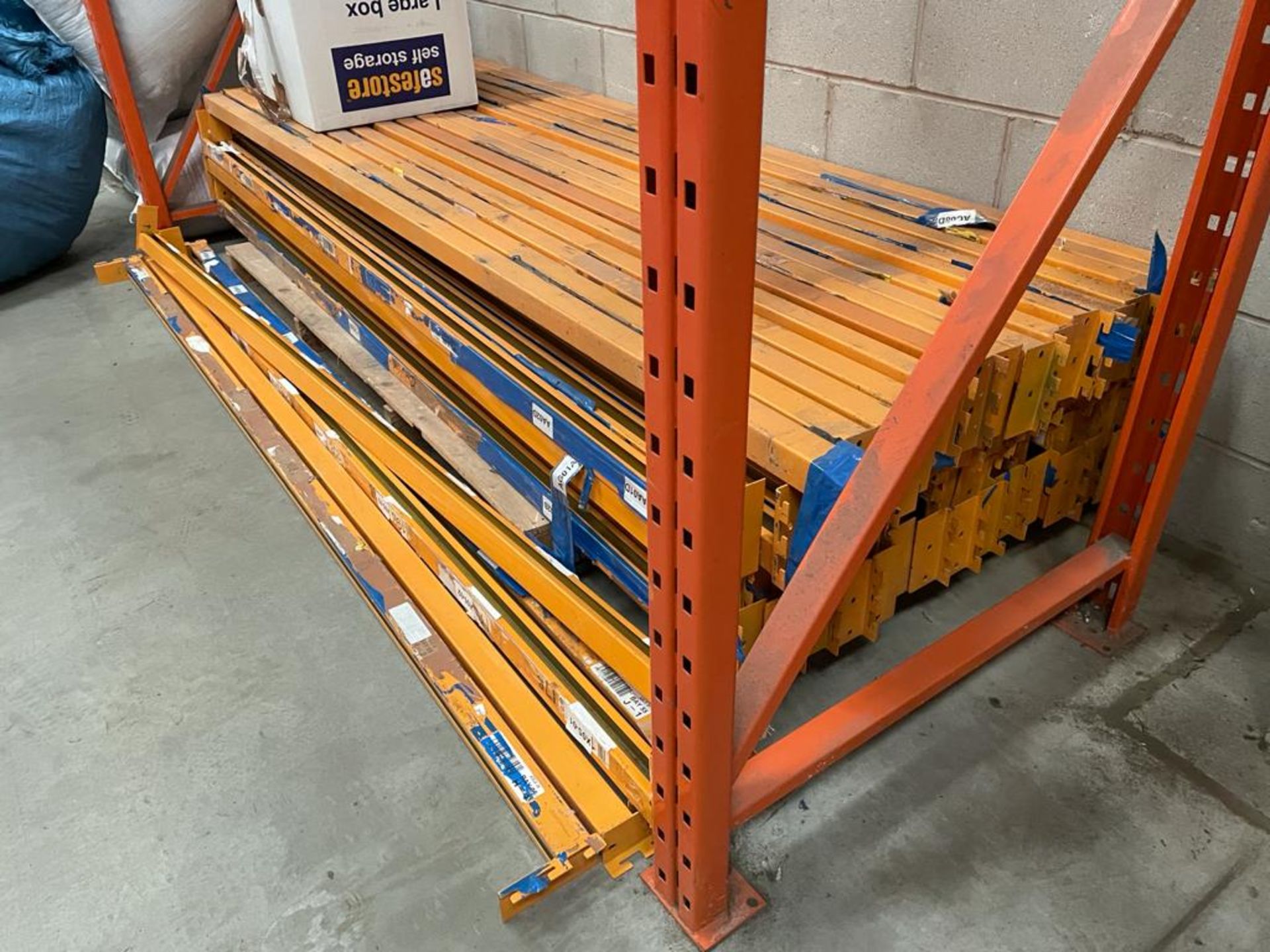 68 x Pallet Racking Crossbeams - 260cm - CL646 - Location: Belle View, Manchester.Collection: This - Image 2 of 5