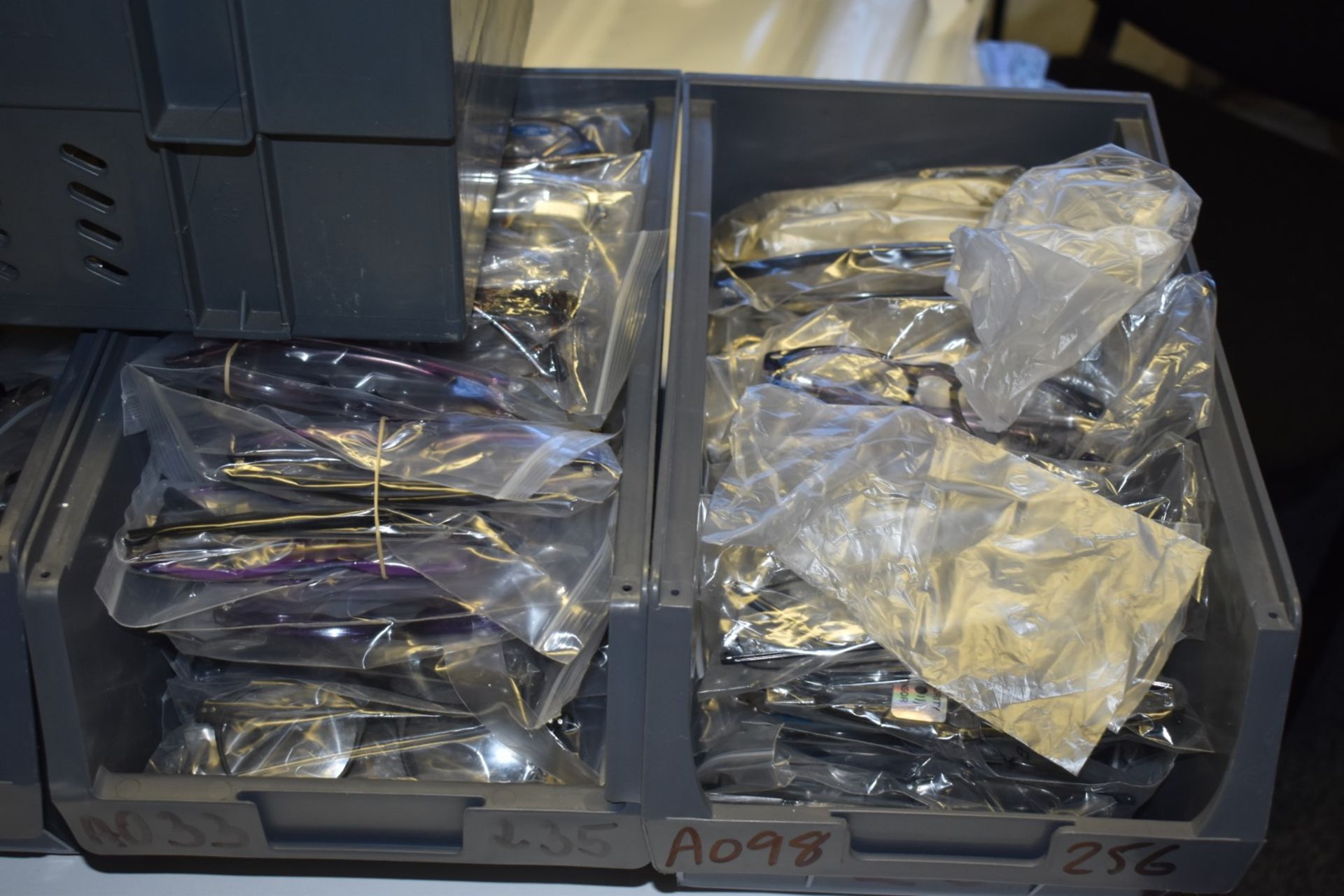 Approximately 300 x Assorted Pairs of Spectacle Eye Glasses - New and Unused Stock - Various Designs - Image 3 of 15