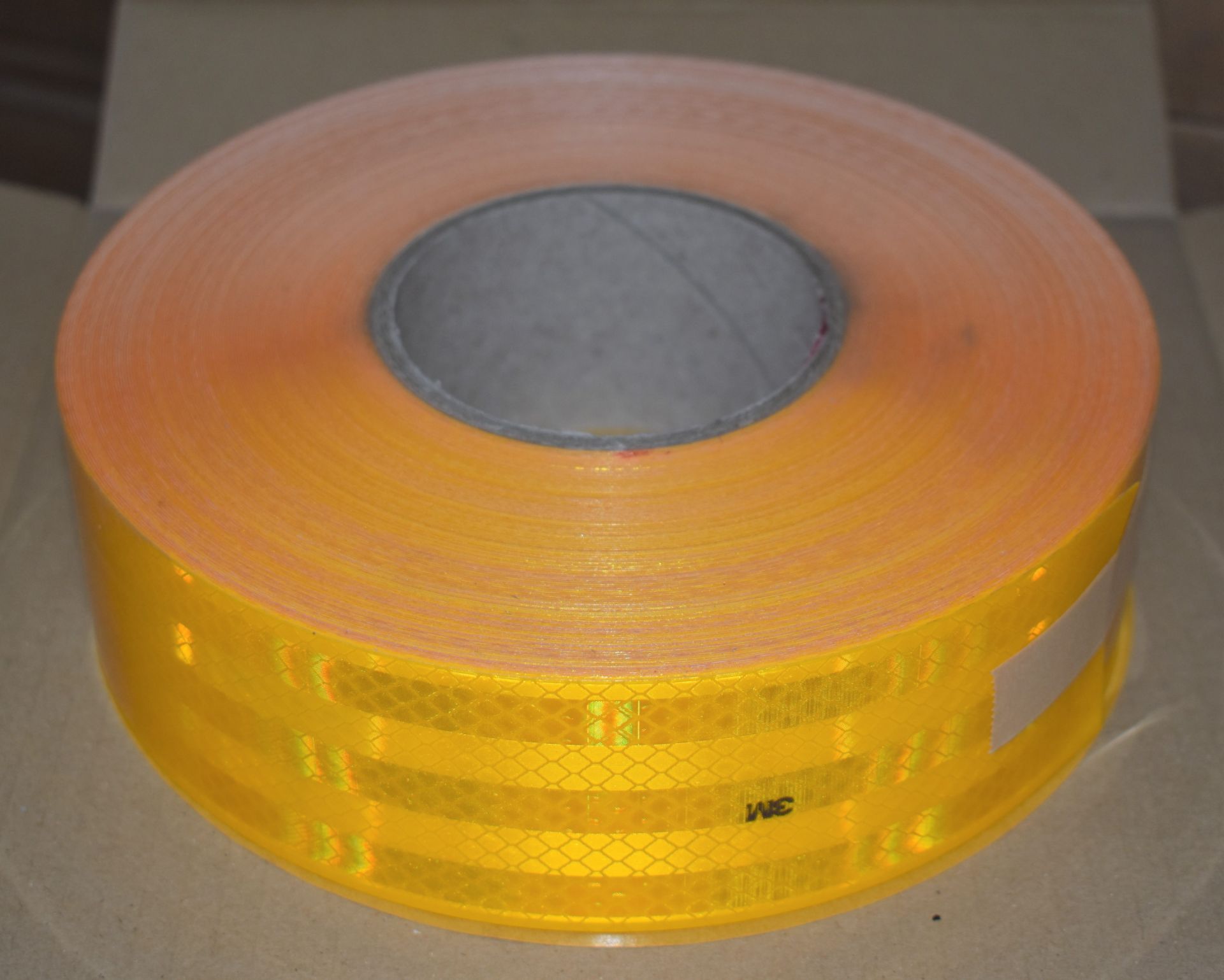 1 x Roll of 3M Conspicuity Tape Reflective Sheeting - Size 55mm x 50m - Diamond Grade - Colour - Image 2 of 4