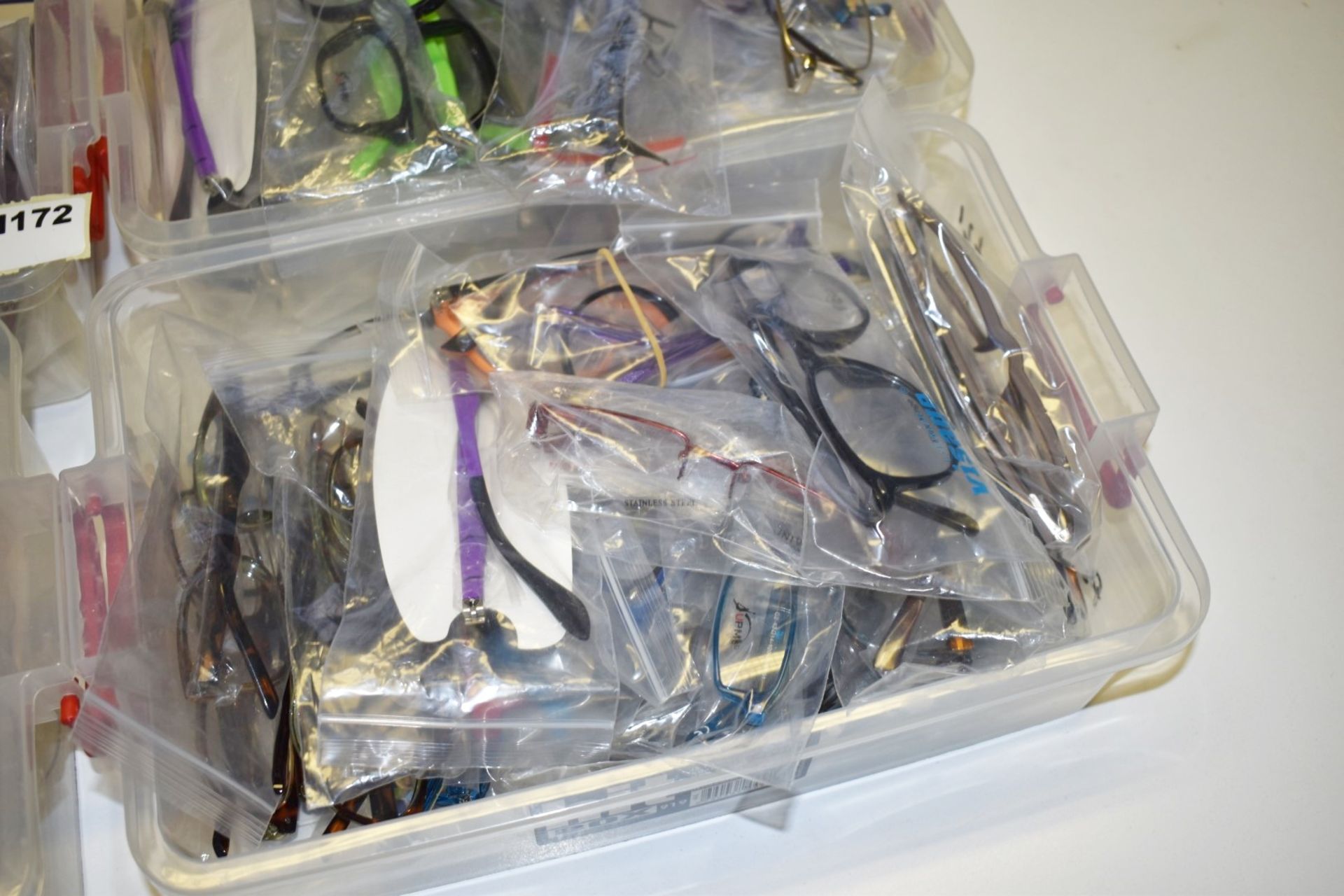100 x Assorted Pairs of Spectacle Eye Glasses - New and Unused Stock - Various Designs and Brands - Image 4 of 19