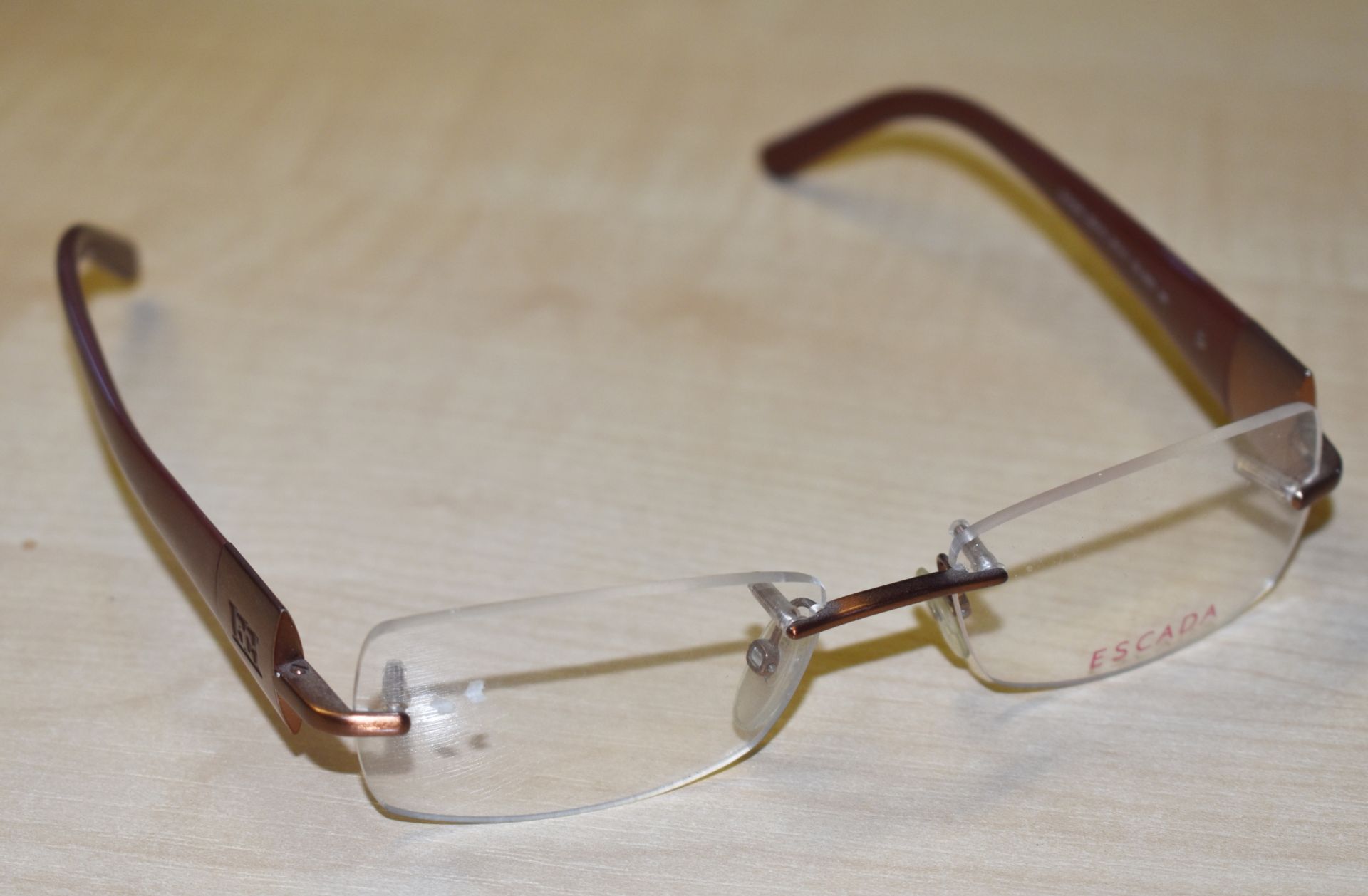 1 x Genuine ESCADA Spectacle Eye Glasses Frame - Ex Display Stock  - Ref: GTI199 - CL645 - Location: