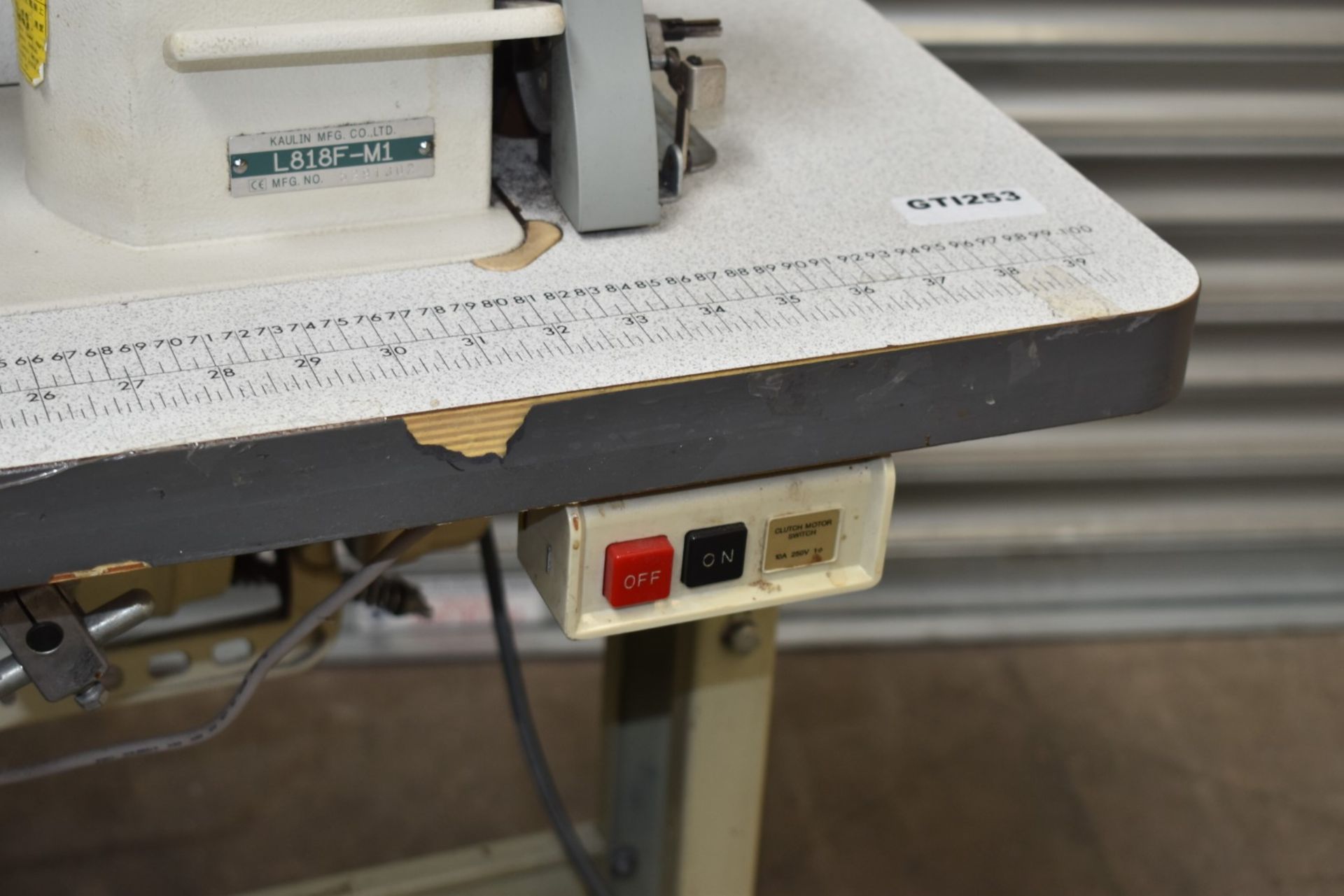 1 x Siruba L818F-M1 Industrial Sewing Machine - Image 6 of 20