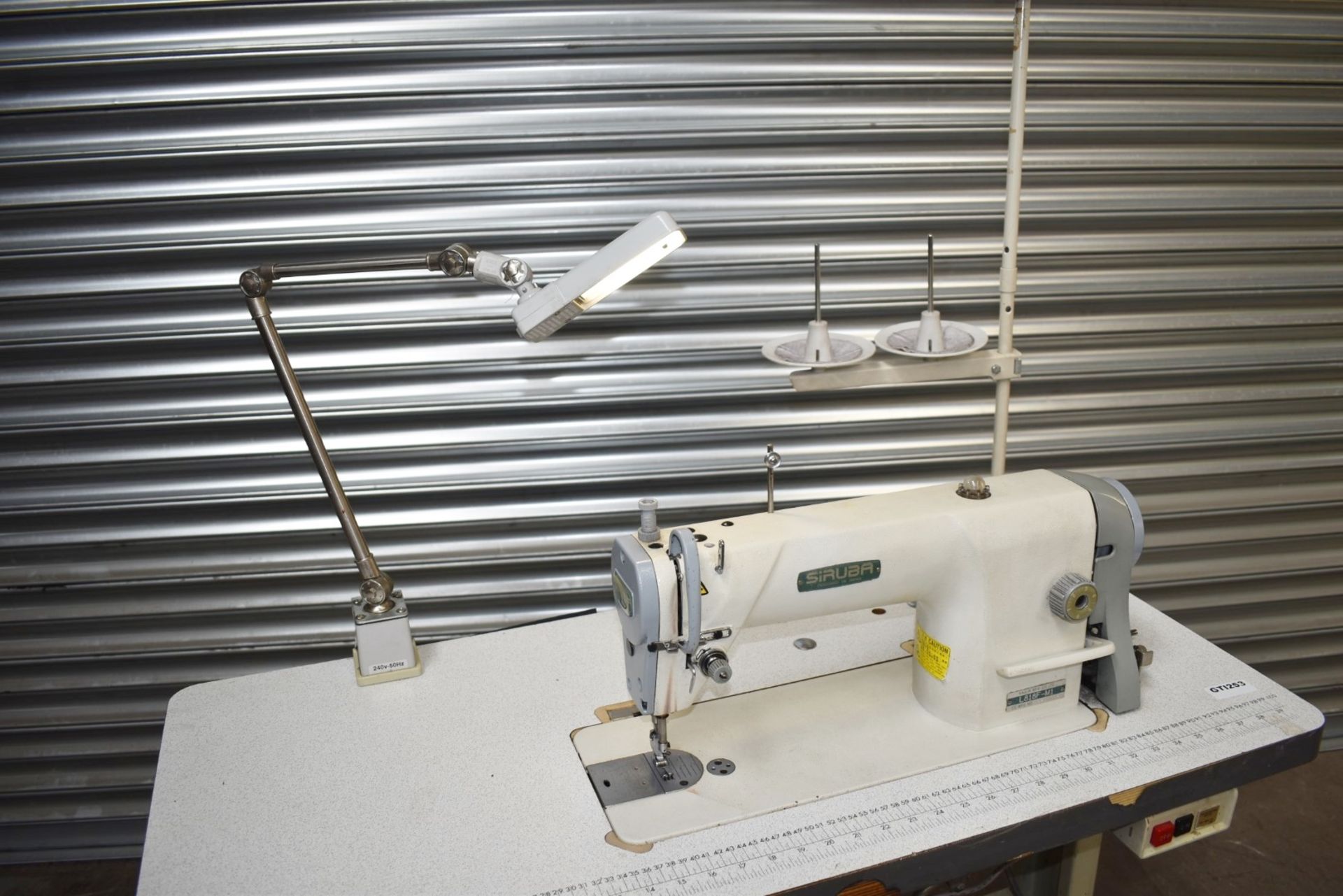 1 x Siruba L818F-M1 Industrial Sewing Machine - Image 17 of 20