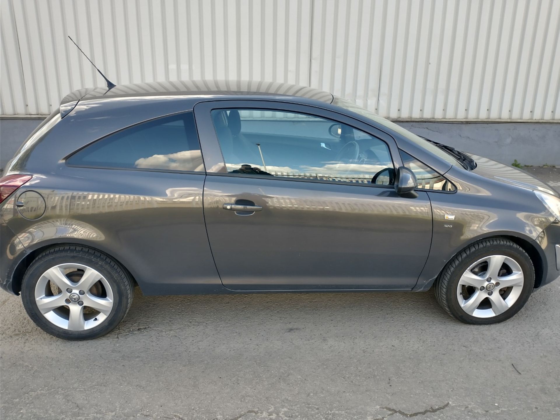 2013 Vauxhall Corsa SXI - CL505 - NO VAT ON THE HAMMER - Location: Corby, Northamptonshire - Image 8 of 15