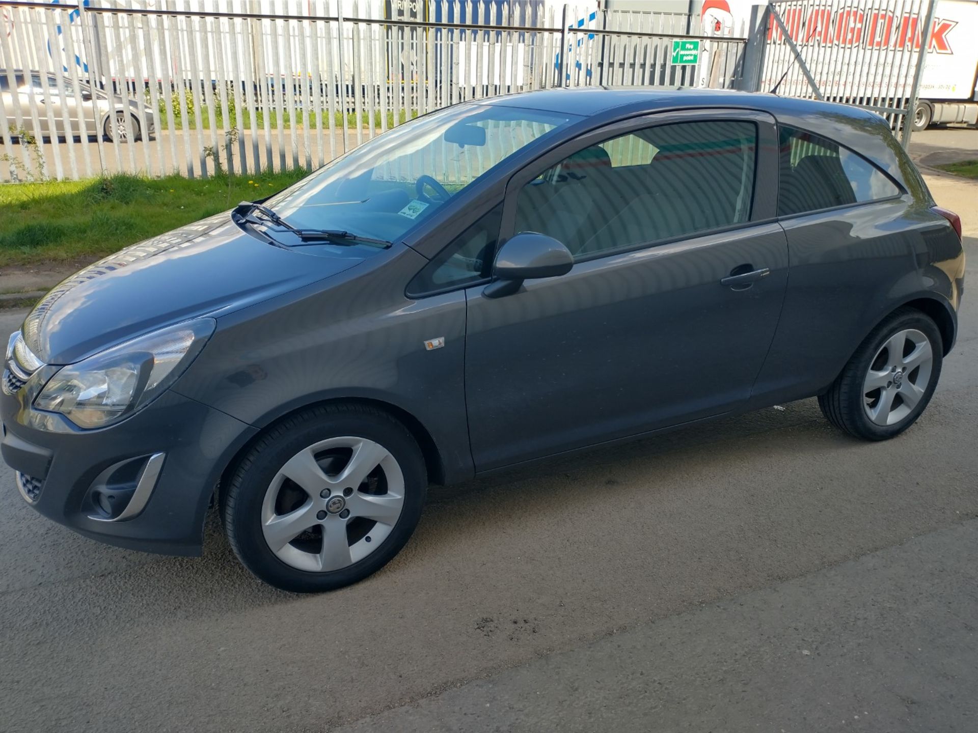 2013 Vauxhall Corsa SXI - CL505 - NO VAT ON THE HAMMER - Location: Corby, Northamptonshire - Image 4 of 15