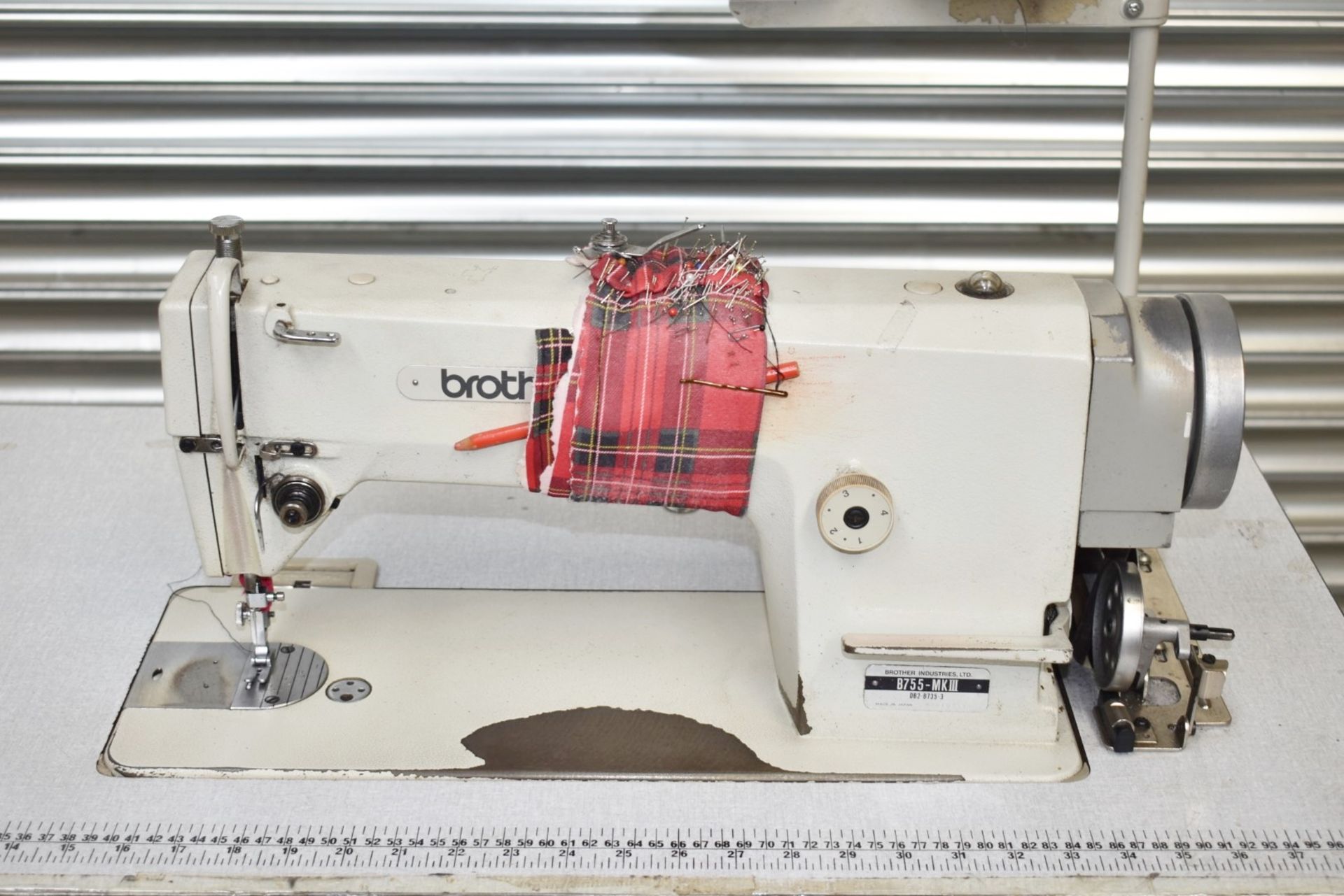 1 x Brother Lockstitch Straight Stitch Industrial Sewing Machine - Model B755-MKIII - Image 5 of 18