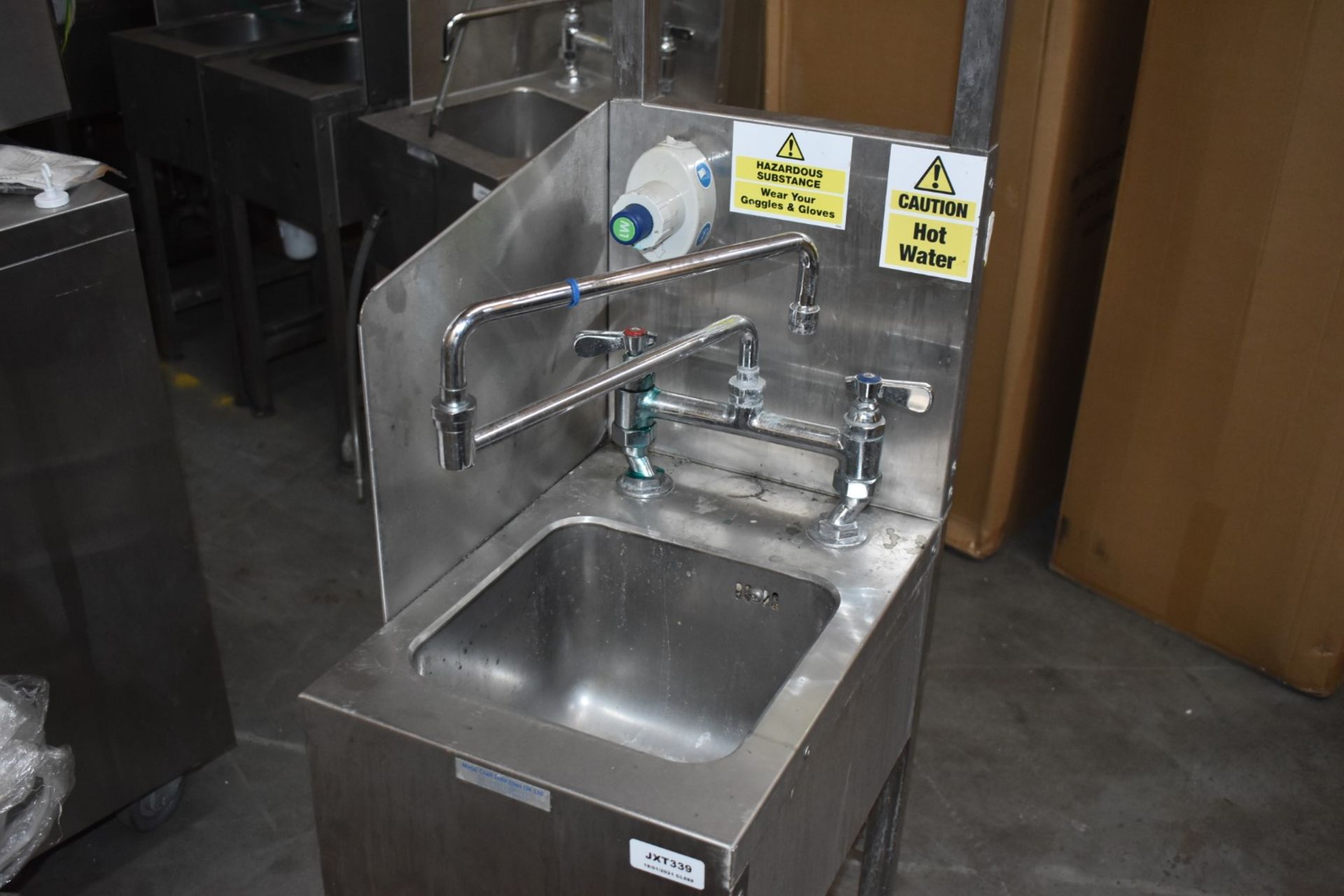 1 x Slim Janitorial Wash Station - Features Wash Bowl, Mop Hanger, Goggle Hook, Detergent Pump & Tap - Image 2 of 5