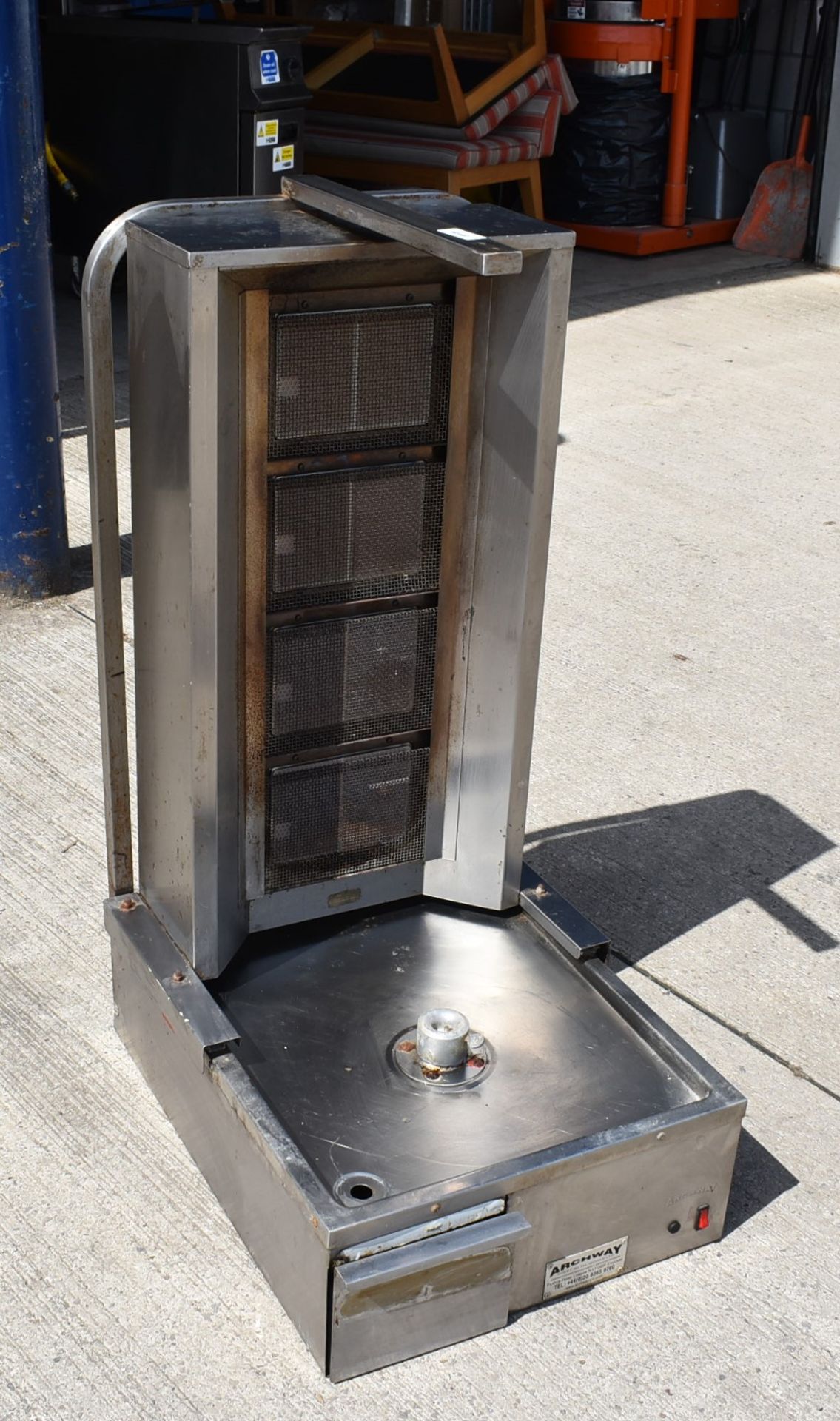 1 x Archway 4BSTD 4 Burner Doner Kebab Grill - Gas Fired - RRP £580 - Dimensions: H110 x W56 x D65 - Image 7 of 7