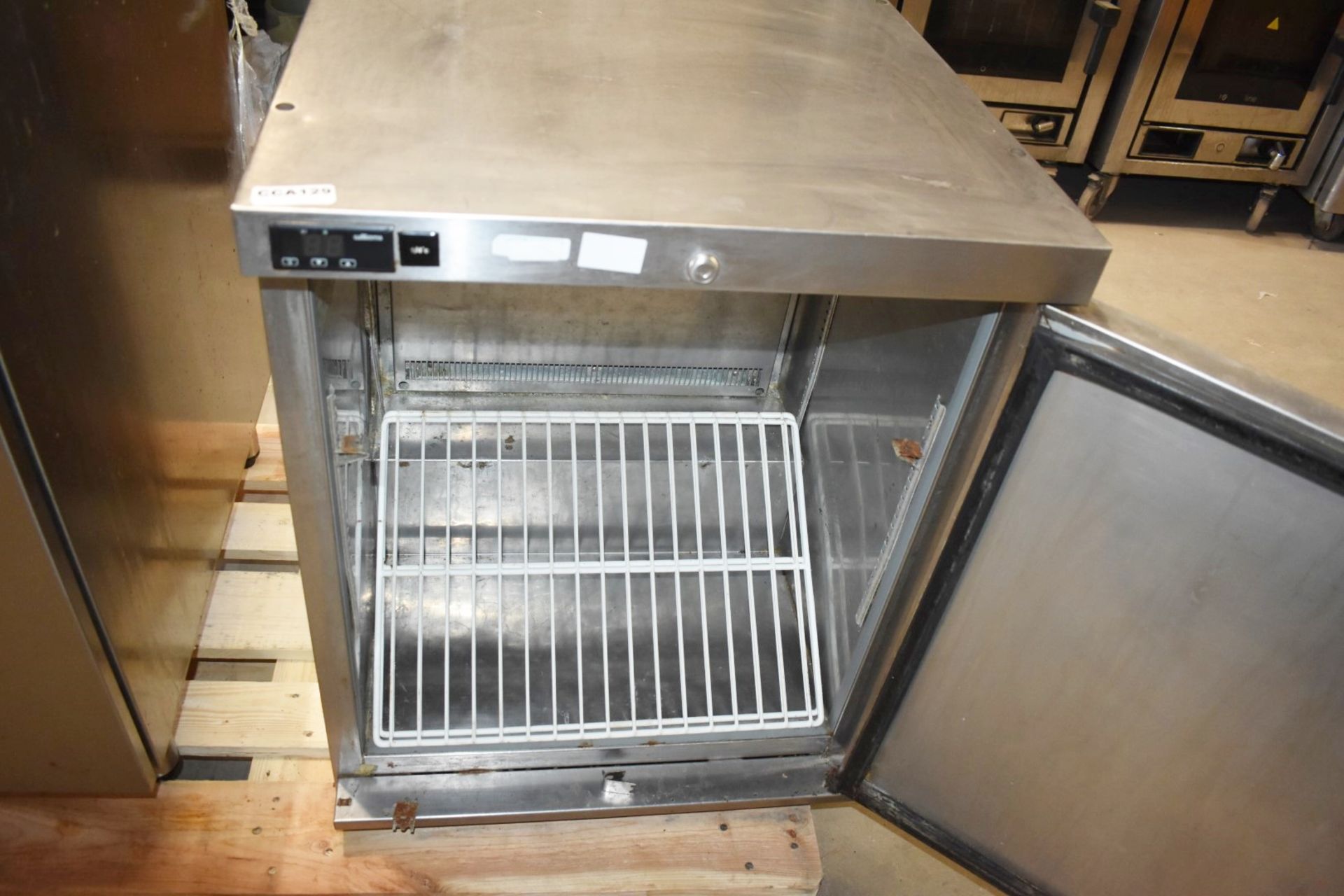 1 x Williams Single Door Undercounter Refrigerator - Model HA135SS - Dimensions: H79 x W60 x D58 cms - Image 5 of 5