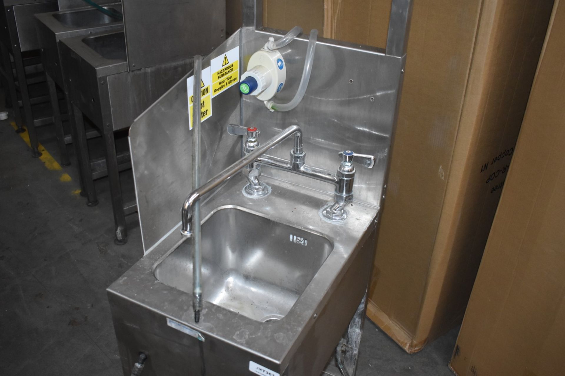 1 x Slim Janitorial Wash Station - Features Wash Bowl, Mop Hanger, Goggle Hook, Detergent Pump & Tap - Image 4 of 5