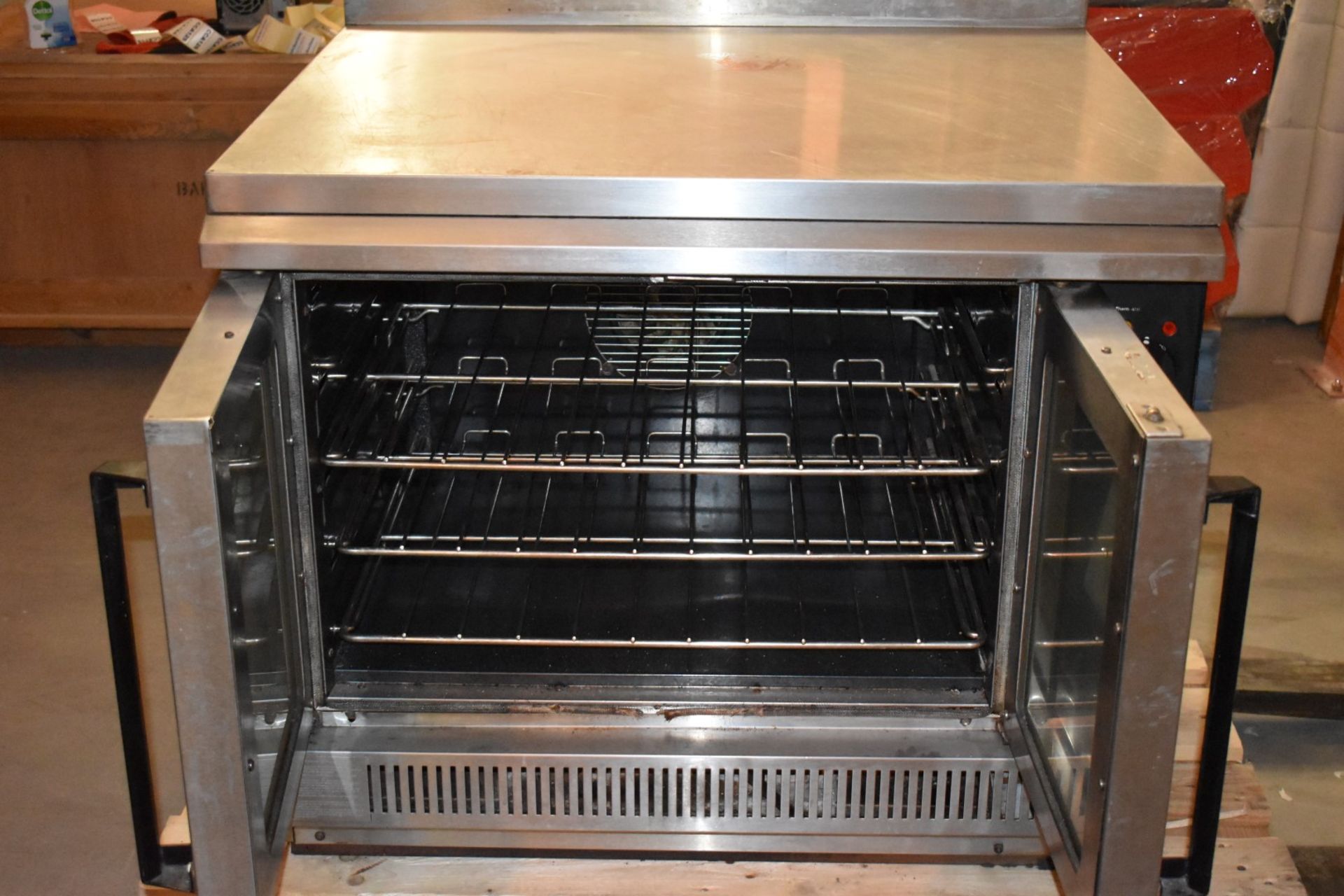 1 x Falcon G1112 Convection Oven - Dimensions: H75 x W90 x D78 cms - 230v / Natural Gas - Image 9 of 10