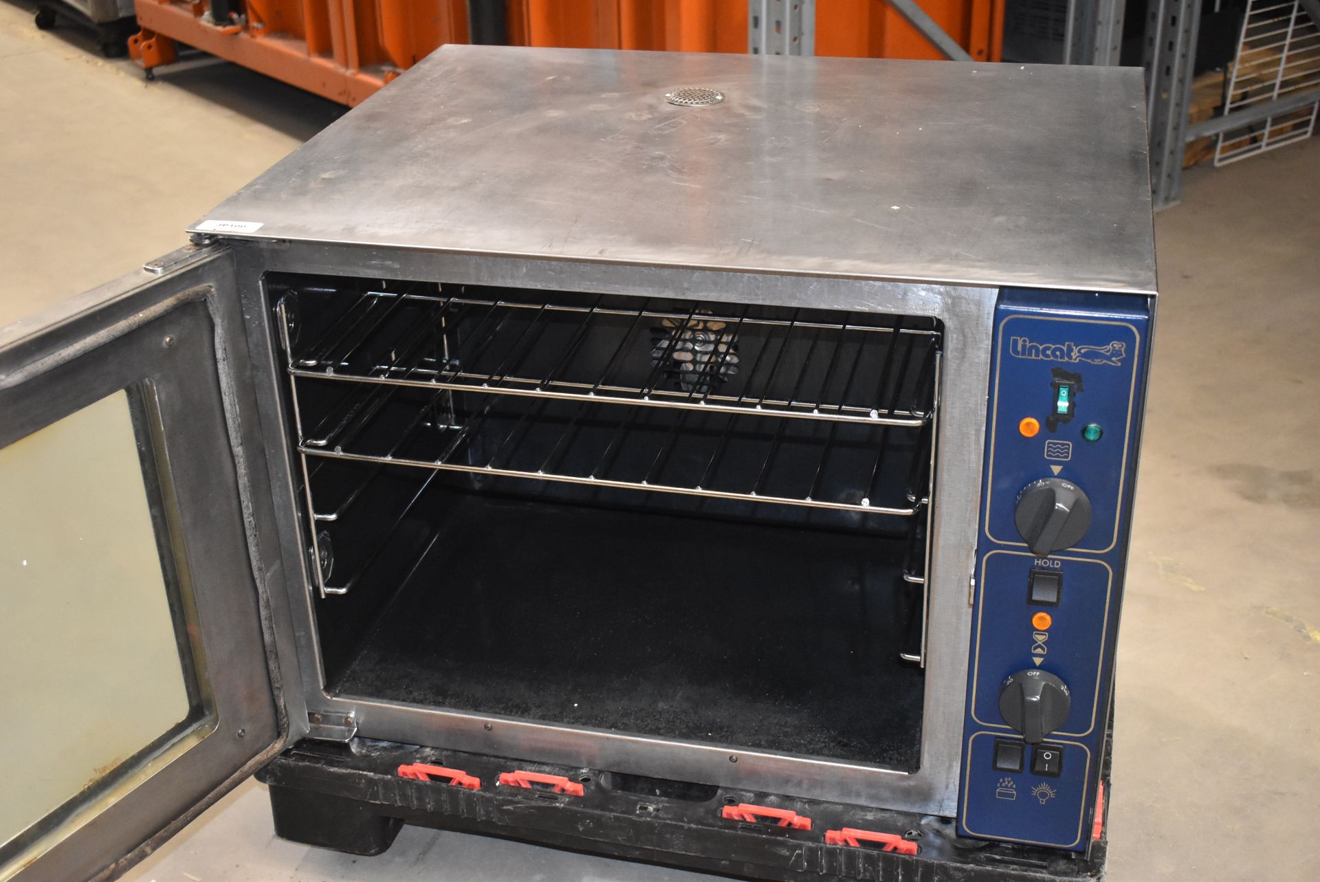 1 x Lincat Commercial Electric 240v Oven With Stainless Steel Exterior - Recently Removed From a - Image 3 of 7