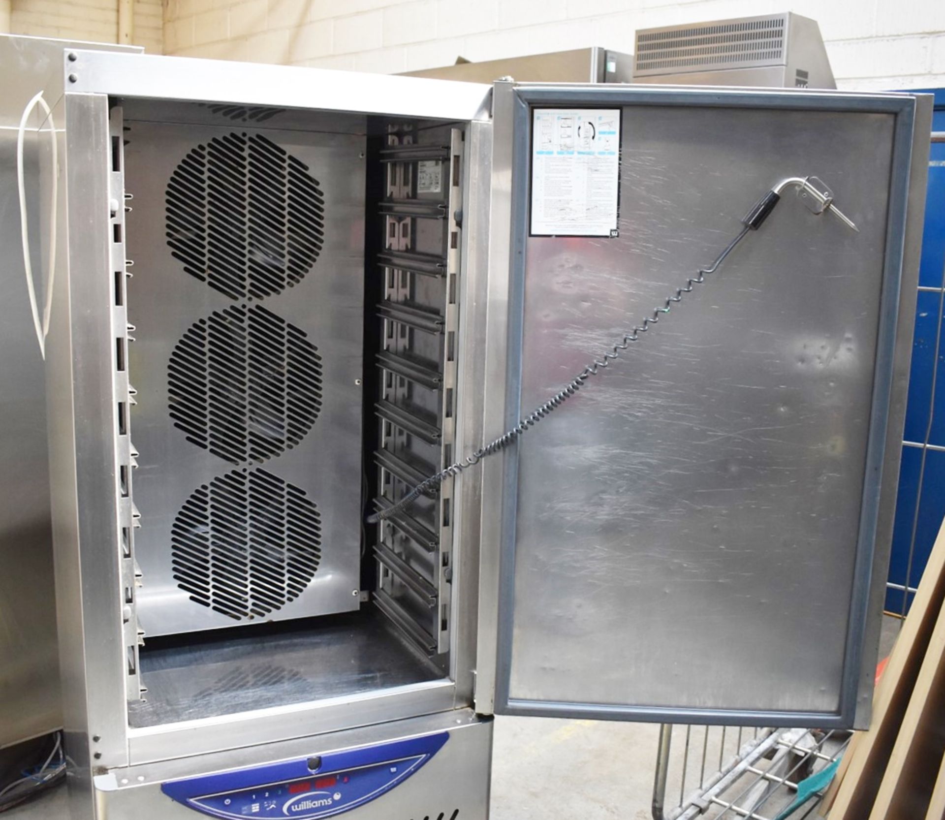 1 x Williams WBCF40 Reach In Blast Chiller Freezer With Stainless Steel Exterior and 40kg Capacity - Image 8 of 9