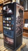 1 x Klix Outlook Hot and Cold Drinks Vending Machine
