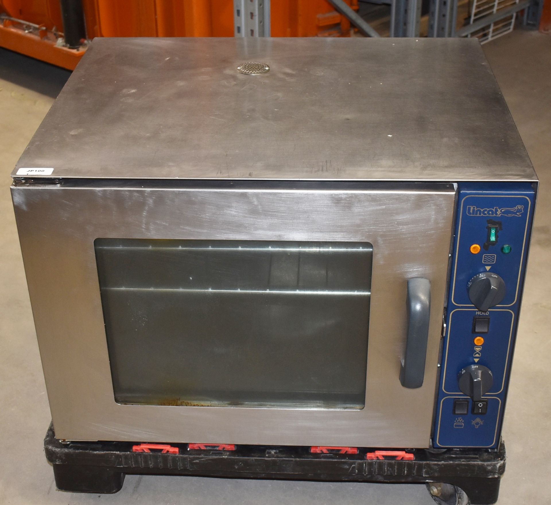 1 x Lincat Commercial Electric 240v Oven With Stainless Steel Exterior - Recently Removed From a