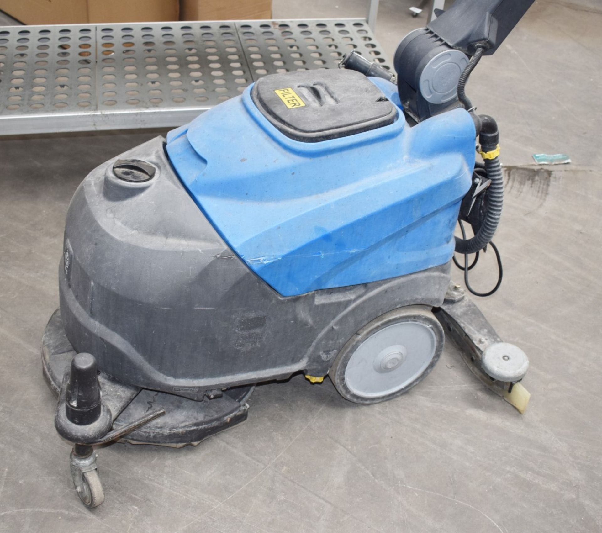 1 x ITC CT30 Walk Behind Battery Powered Floor Cleaner Scrubber/Dryer - Recently Removed From - Image 3 of 12